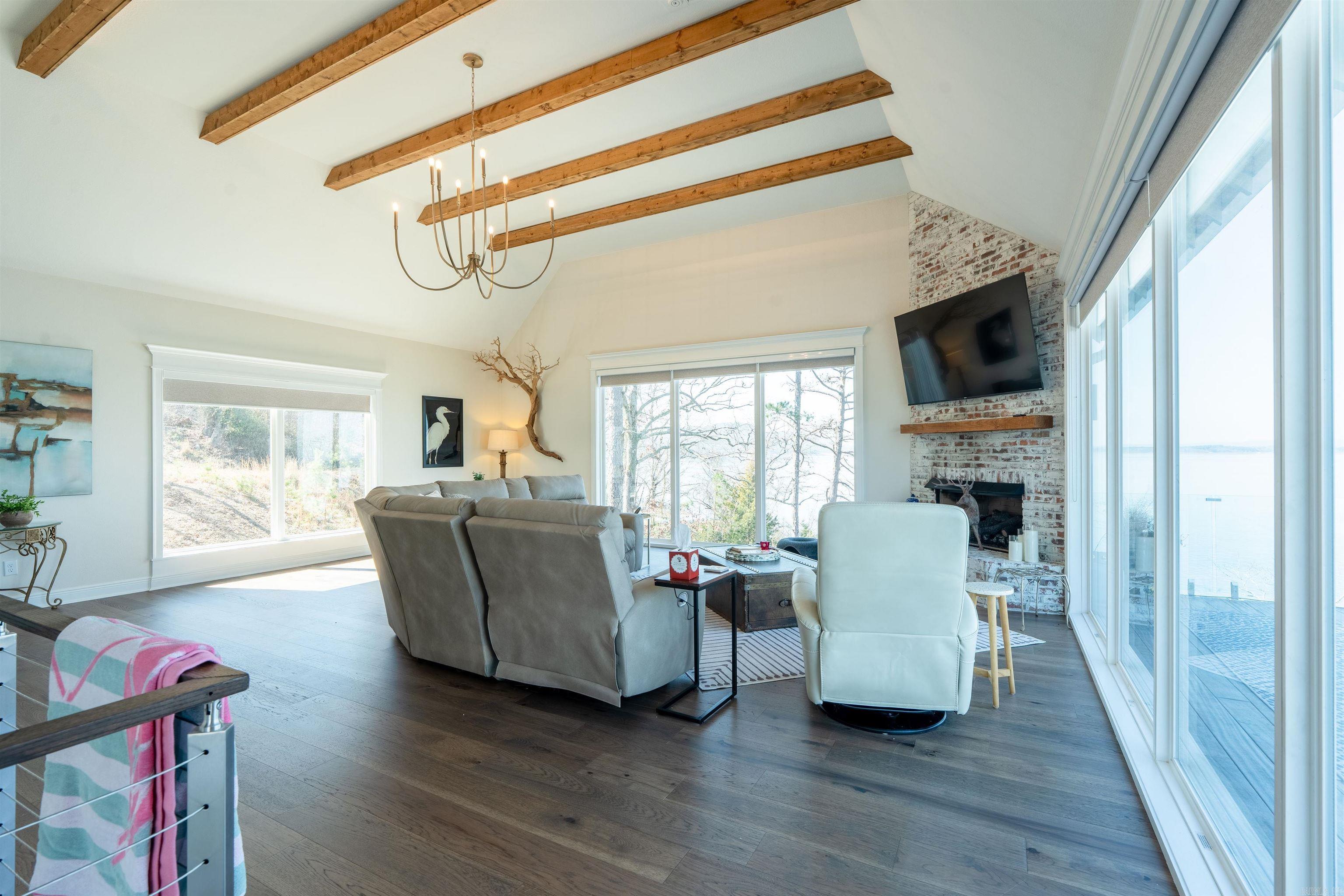 EI: TROY NUNIS - Residential