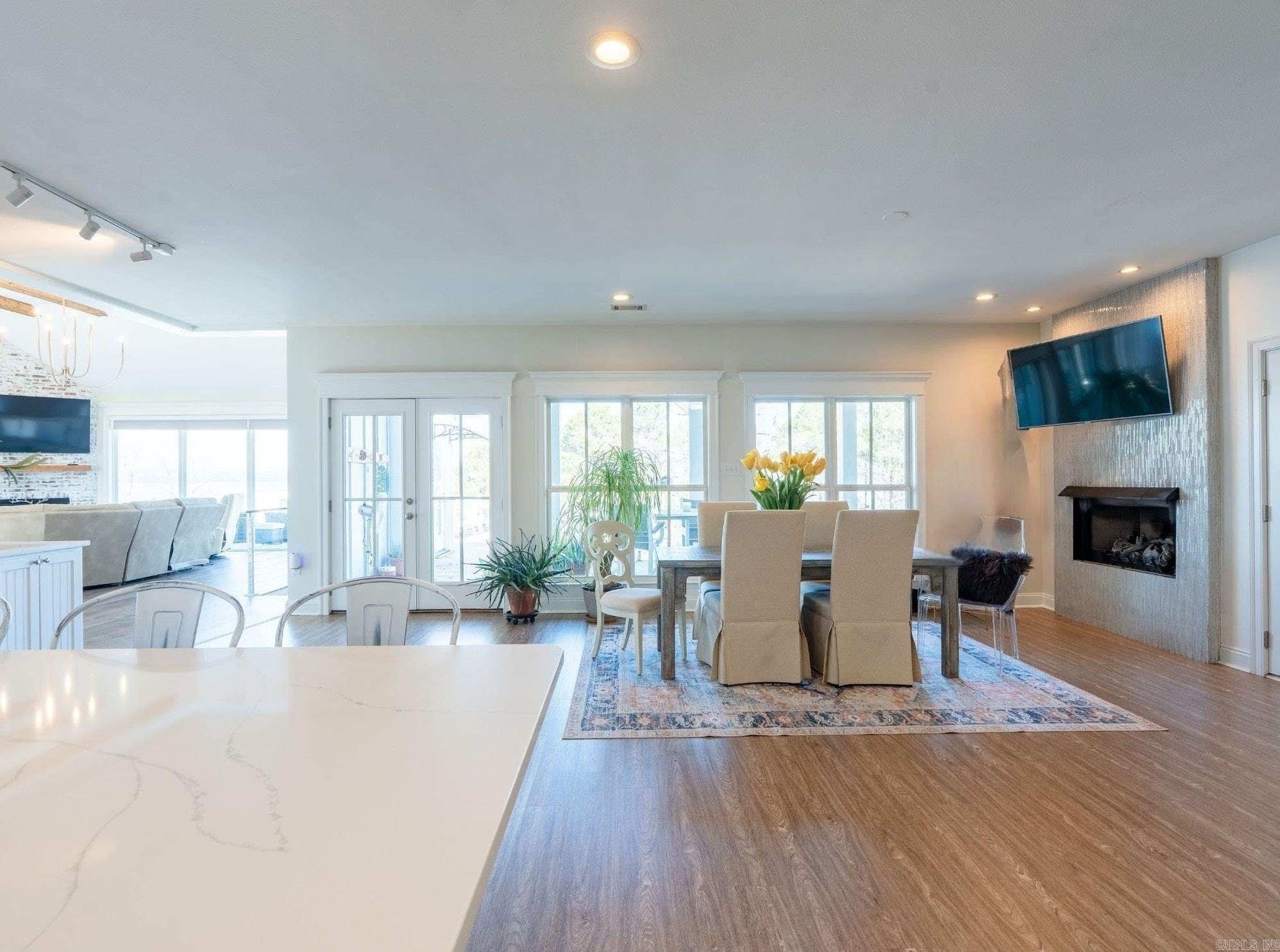 EI: TROY NUNIS - Residential