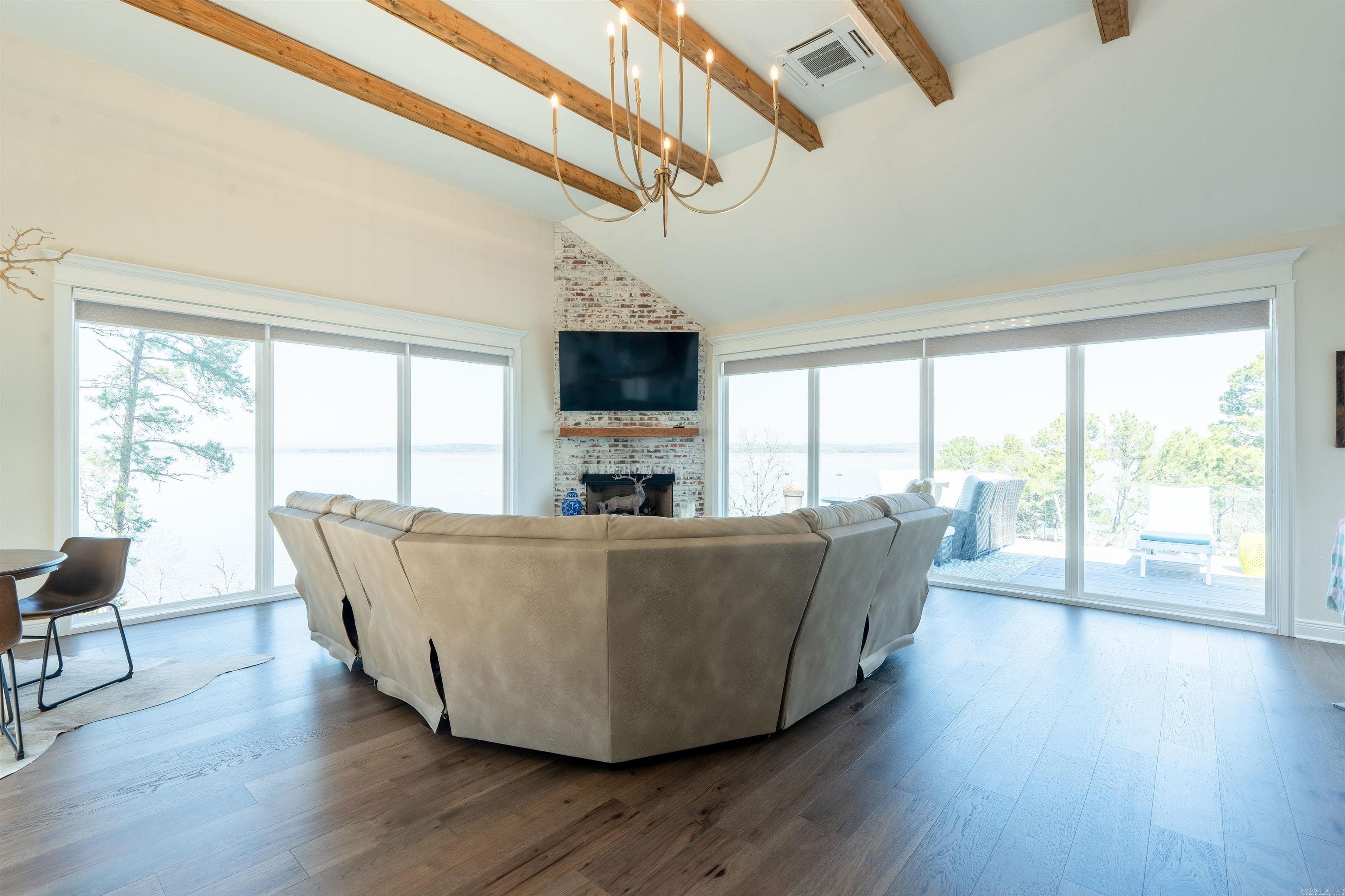 EI: TROY NUNIS - Residential