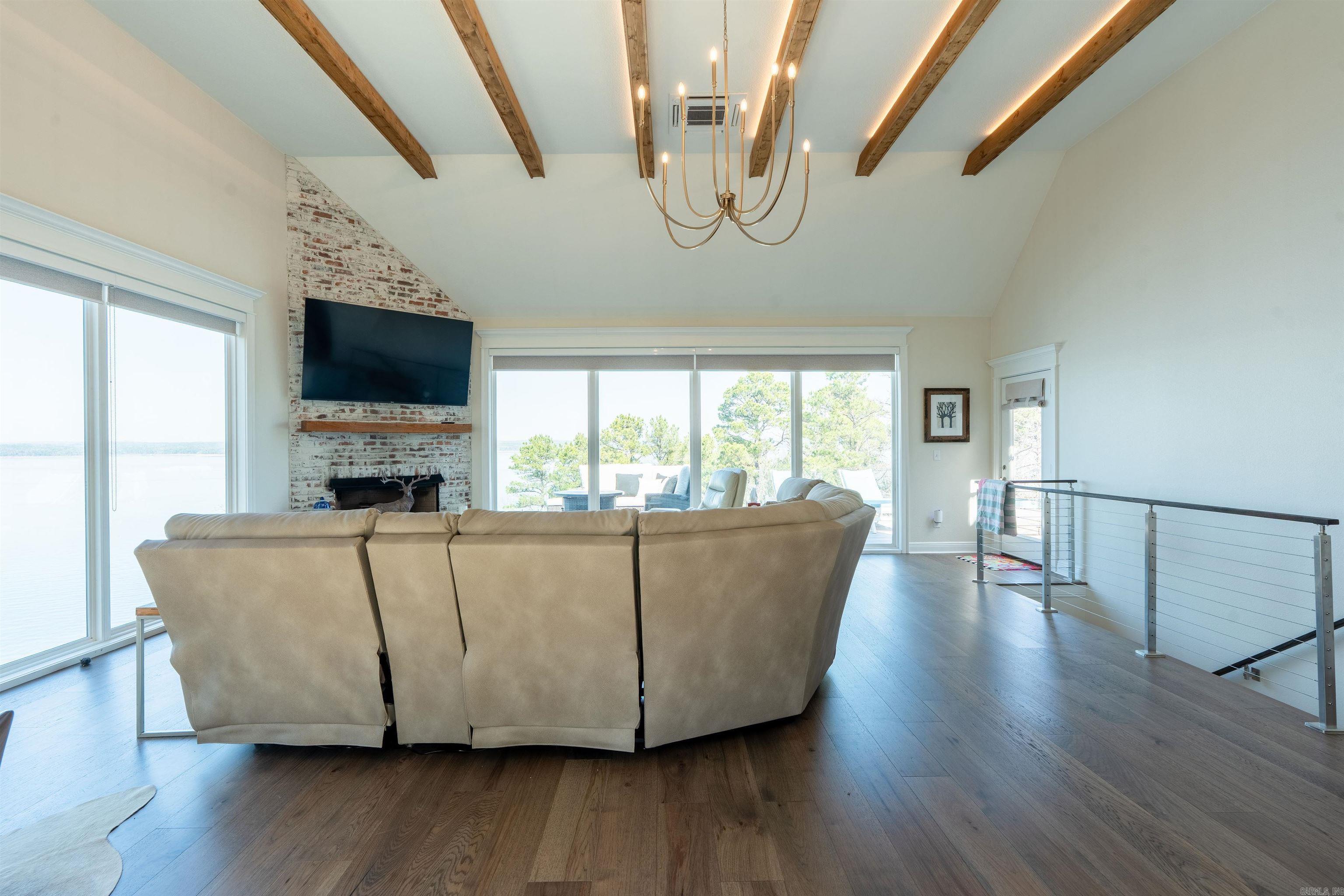 EI: TROY NUNIS - Residential