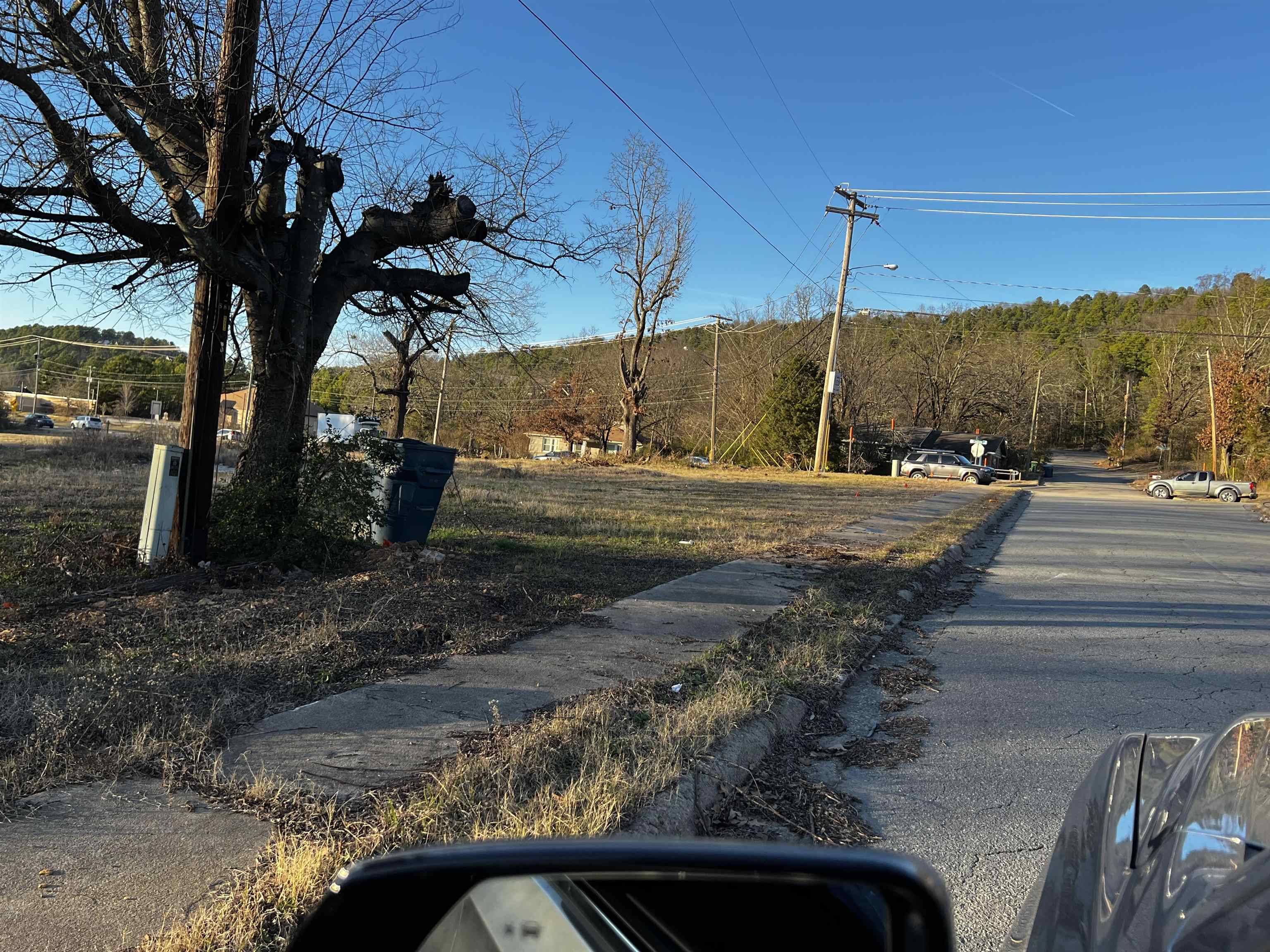 Pankey J Ext 3 - Land