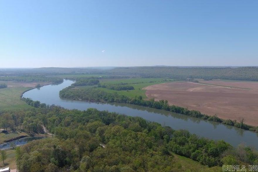 Every day could be vacation! Imagine living with a view of the White River and still being walking/cart distance from the Course at Eagle Mountain. Take advantage of this once in a lifetime opportunity. Restrictions will apply.