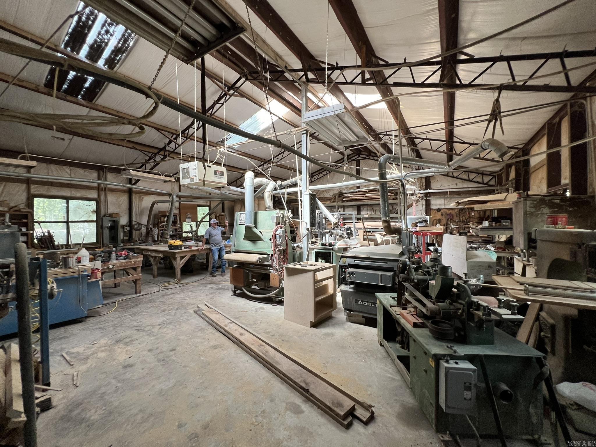 MAPLE CREEK FARMS - Residential