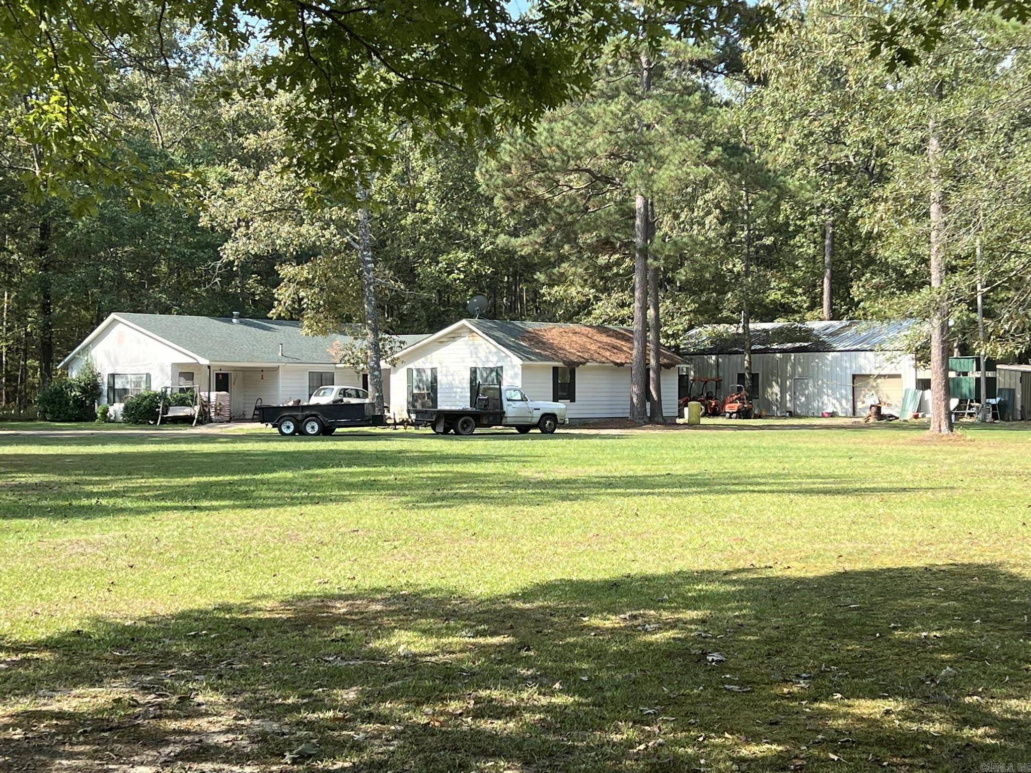 MAPLE CREEK FARMS - Residential