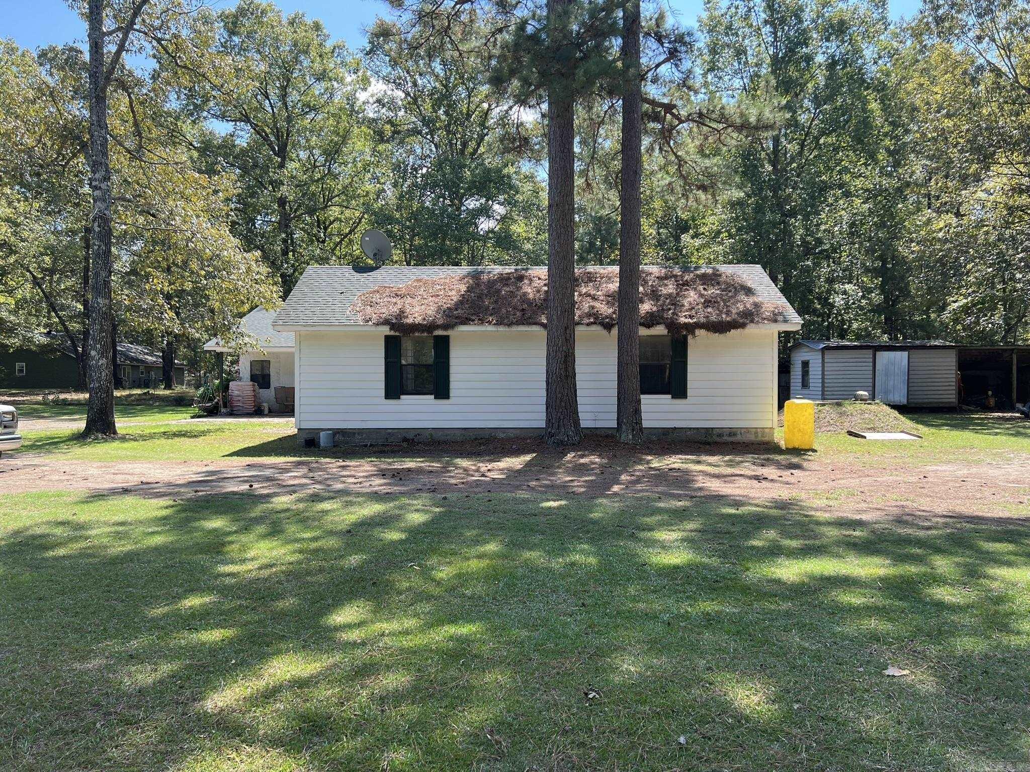 MAPLE CREEK FARMS - Residential