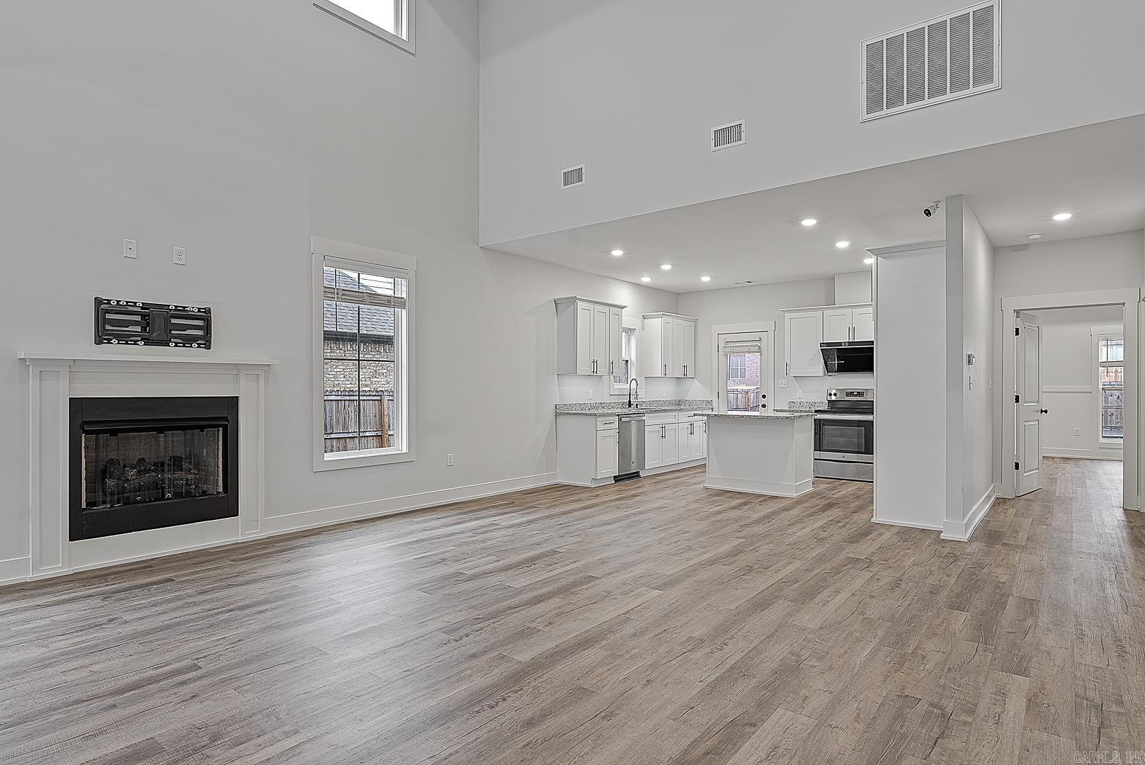 PROSPECT VILLAGE - Residential