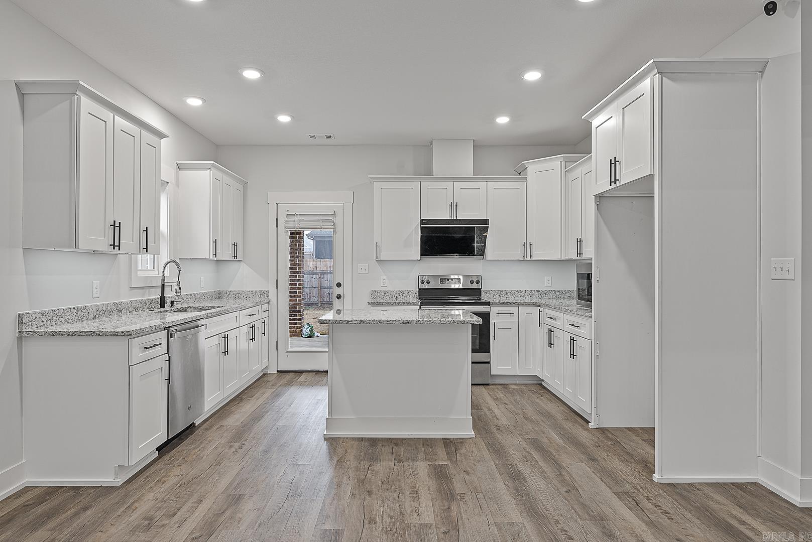 PROSPECT VILLAGE - Residential