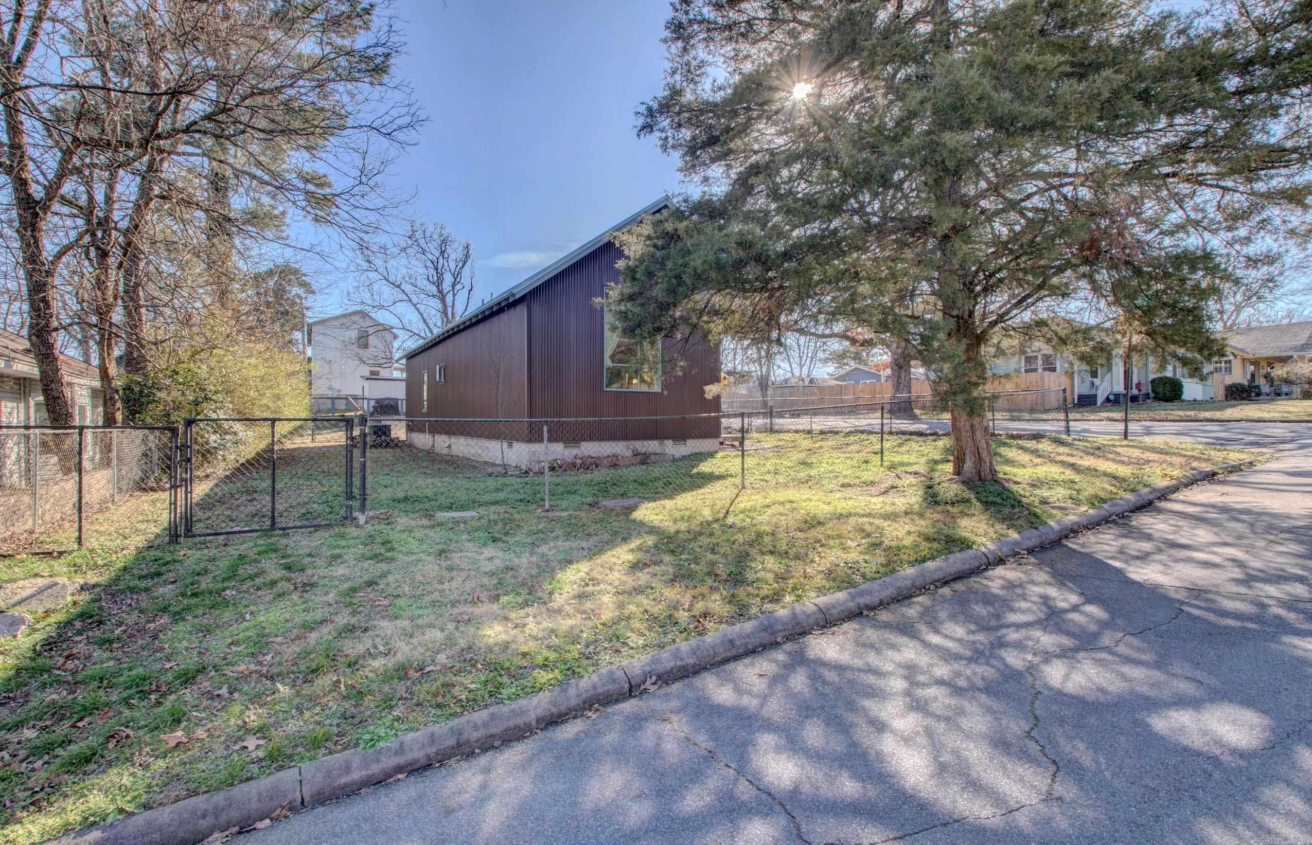 FERNDALE ADDN - Residential