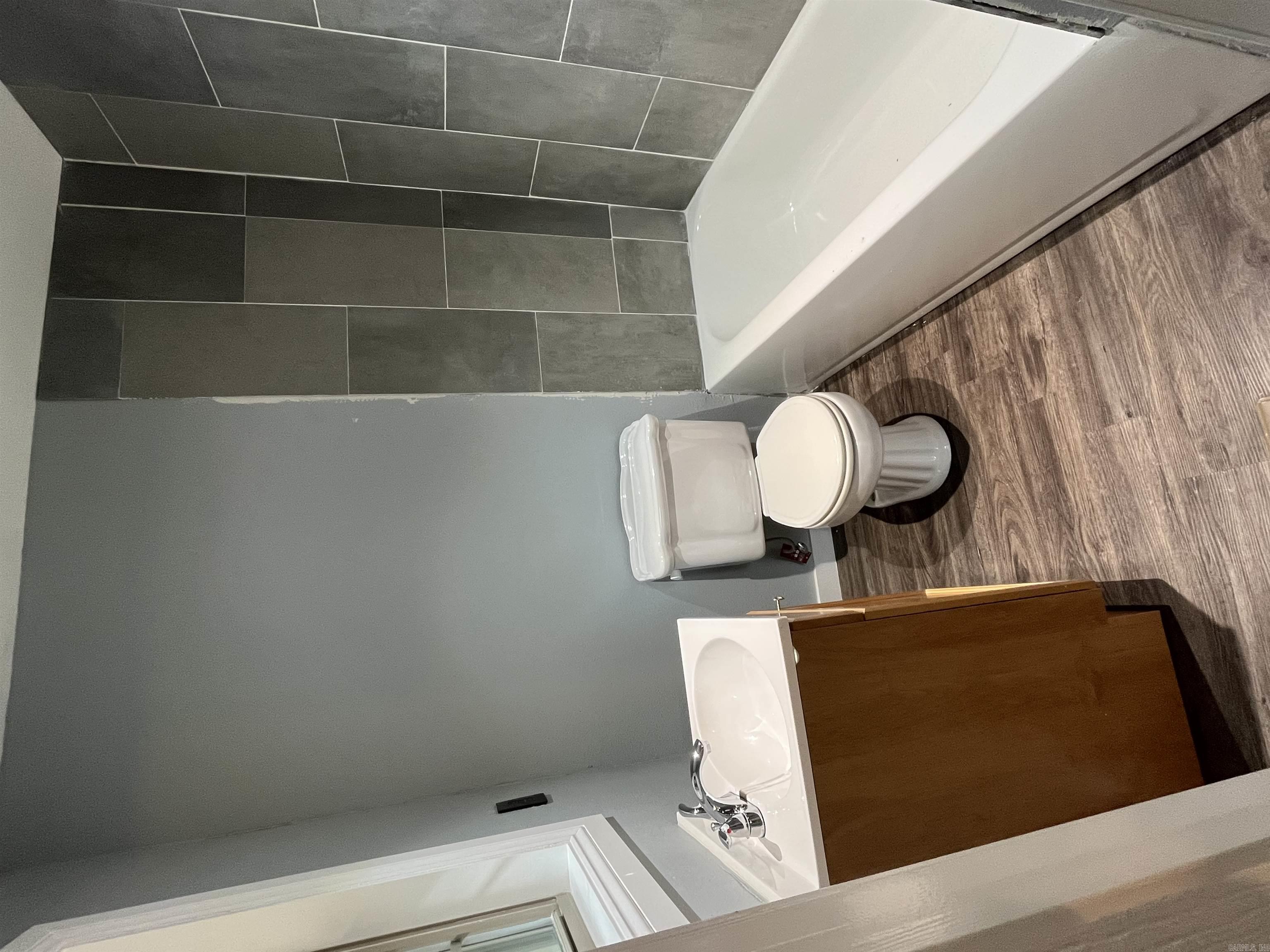 WEST WOODS - Residential