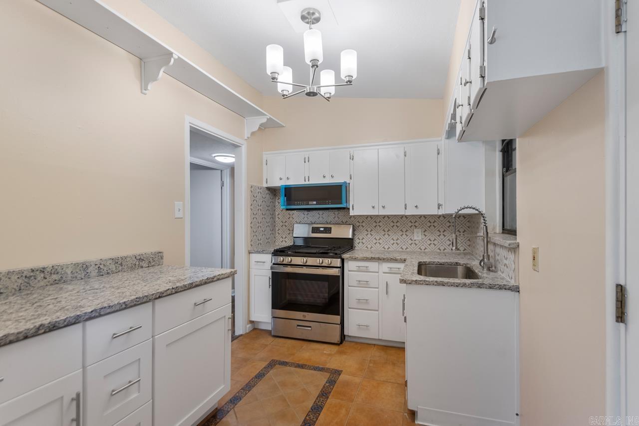BROADMOOR ADDN - Residential