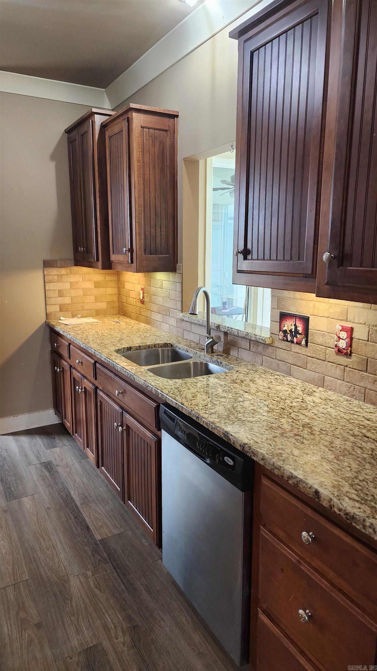 MIDTOWN BRYANT - Residential