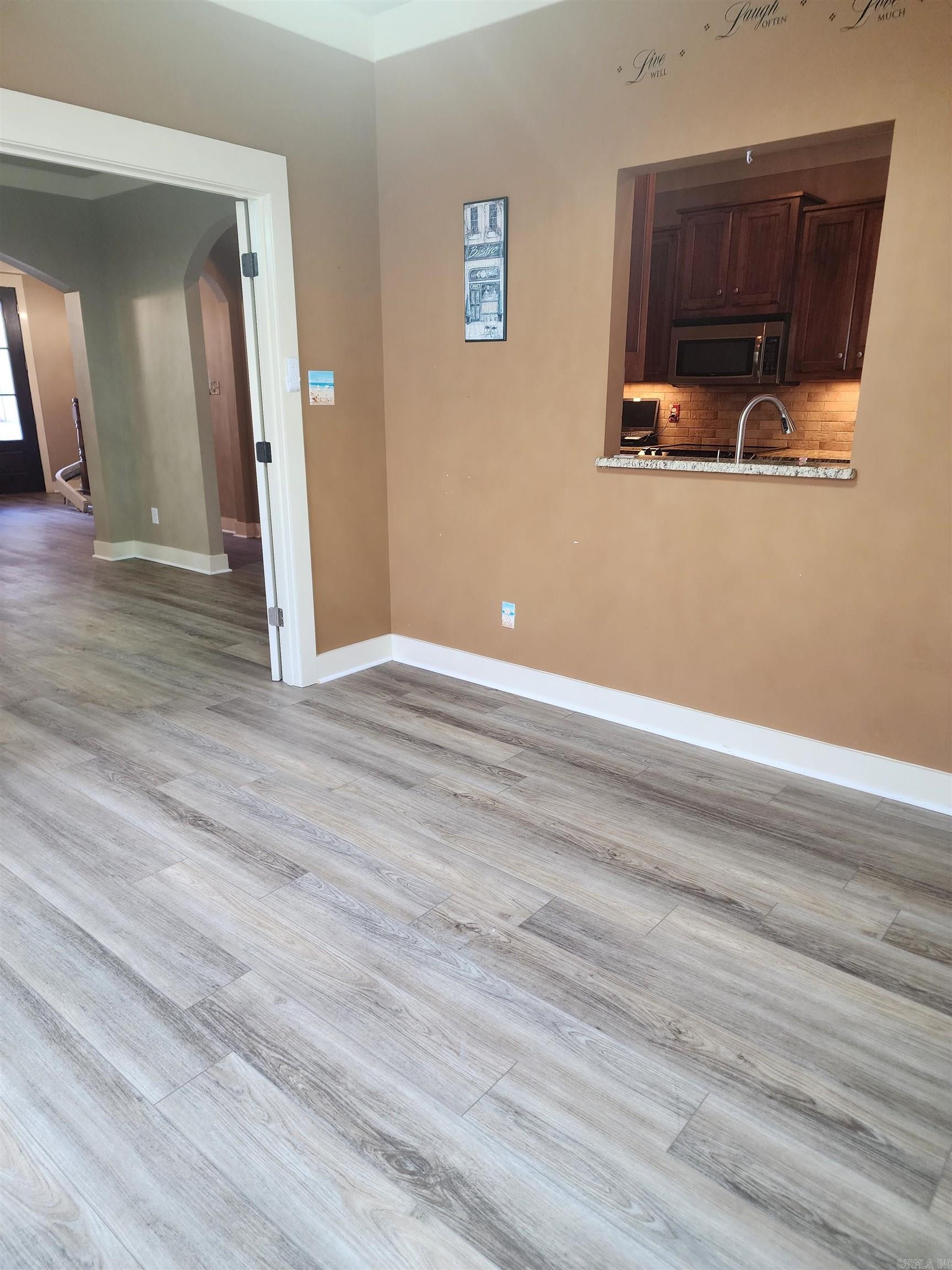 MIDTOWN BRYANT - Residential