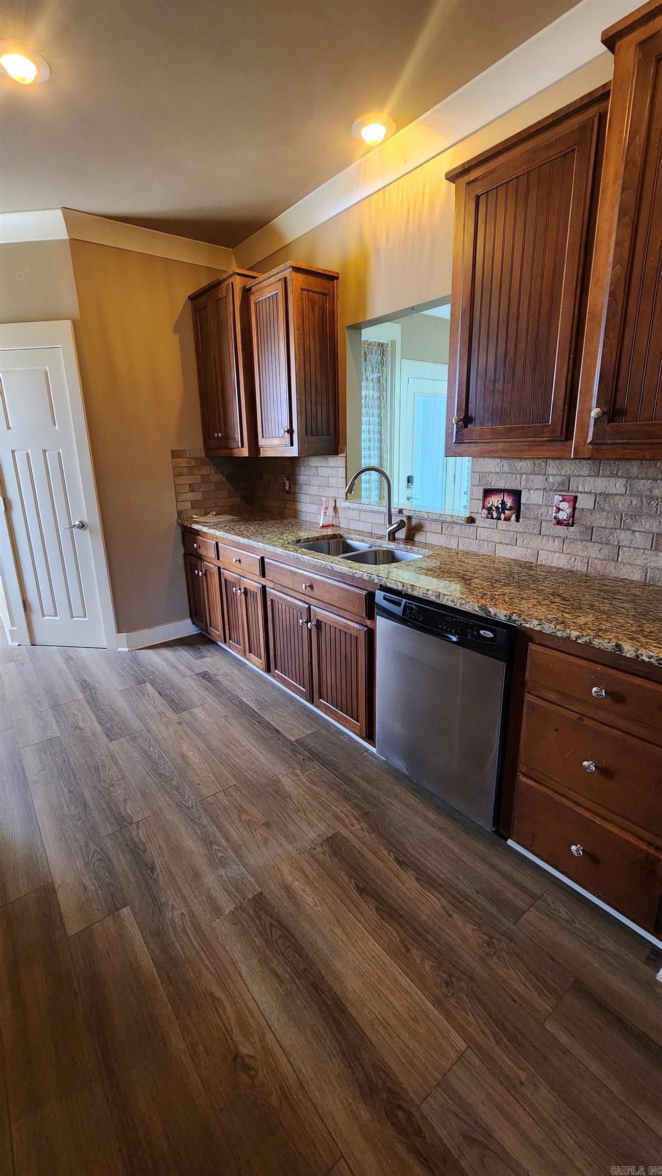 MIDTOWN BRYANT - Residential