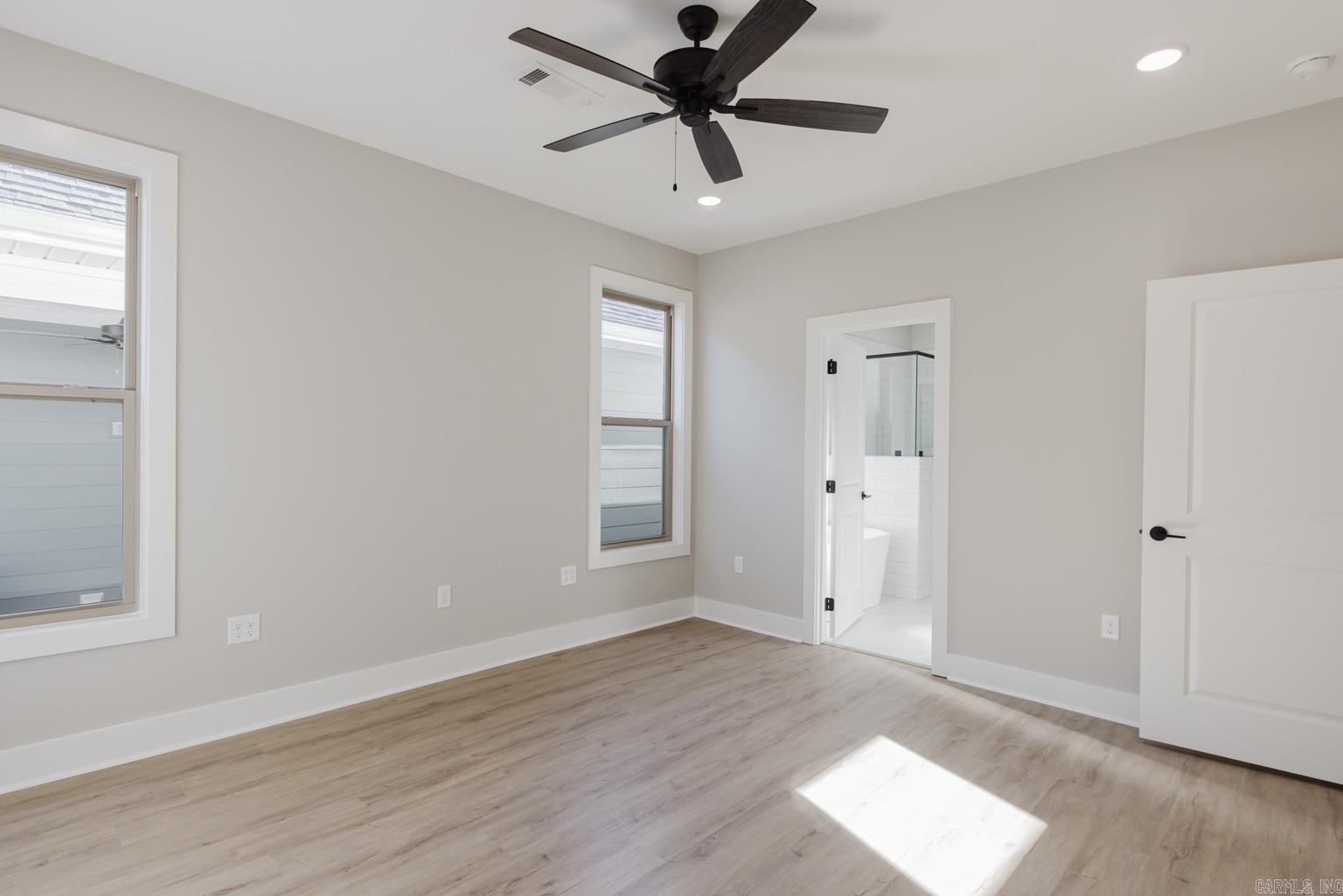 MIDTOWN BRYANT - Residential