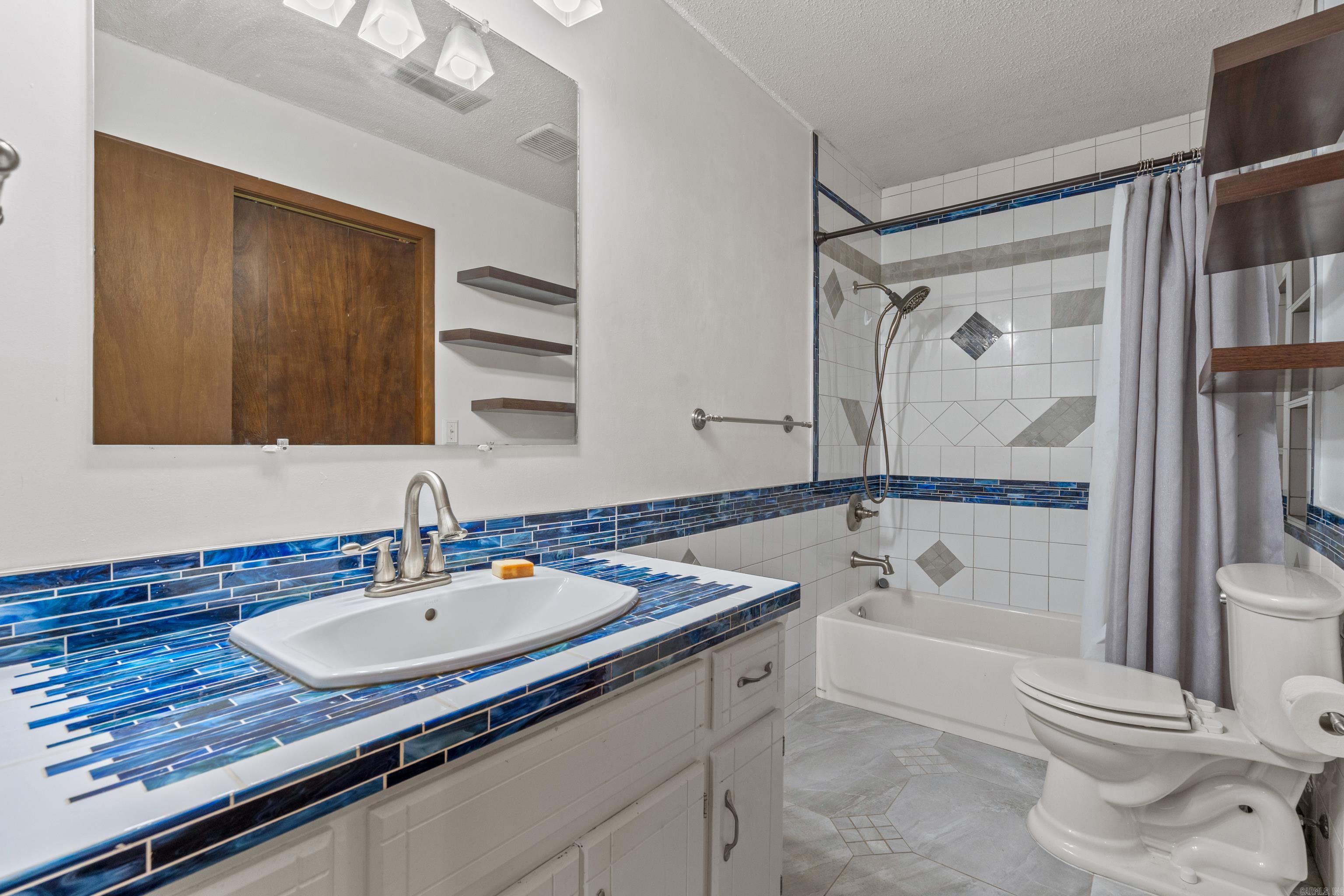 Davis Acres - Residential