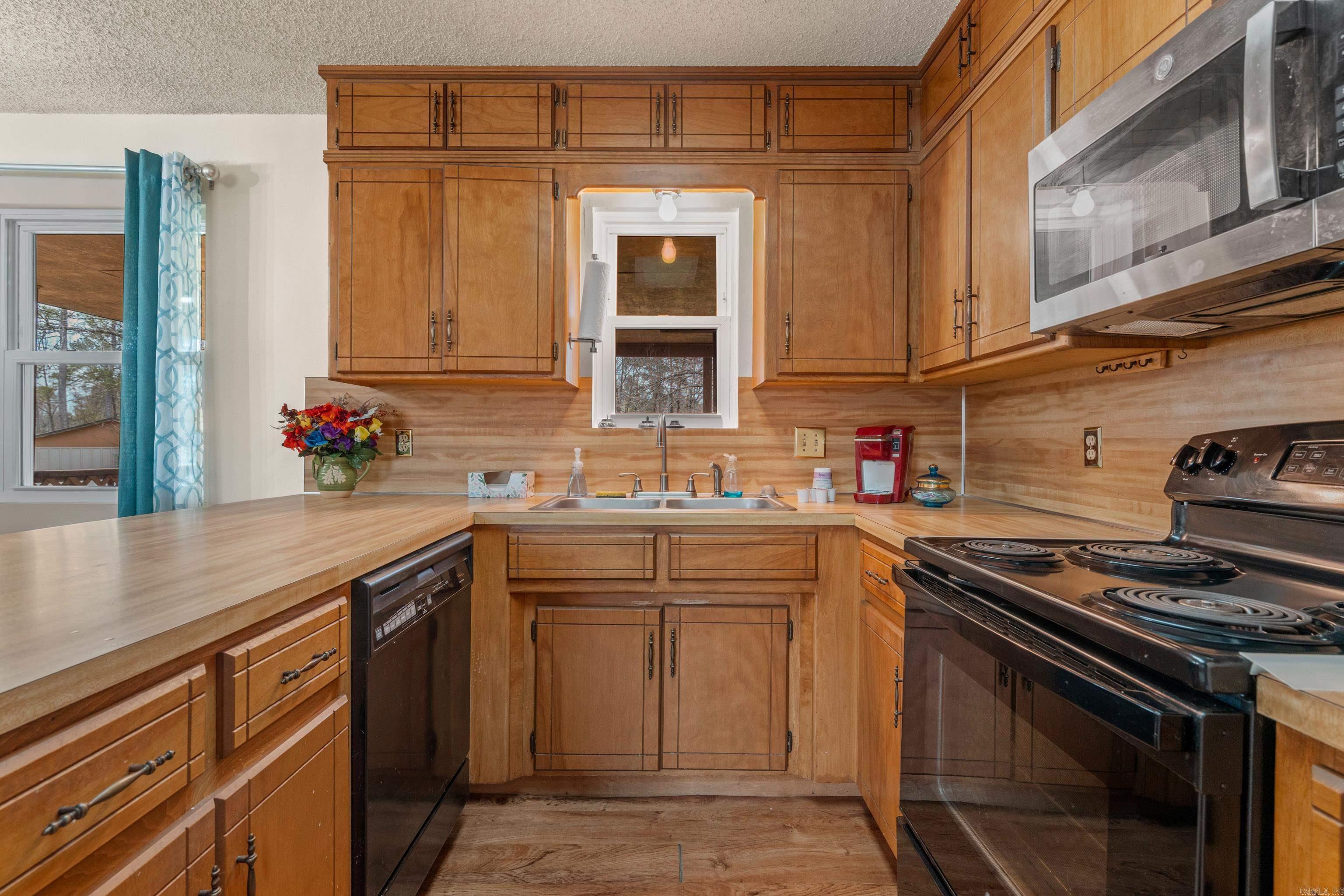 Davis Acres - Residential