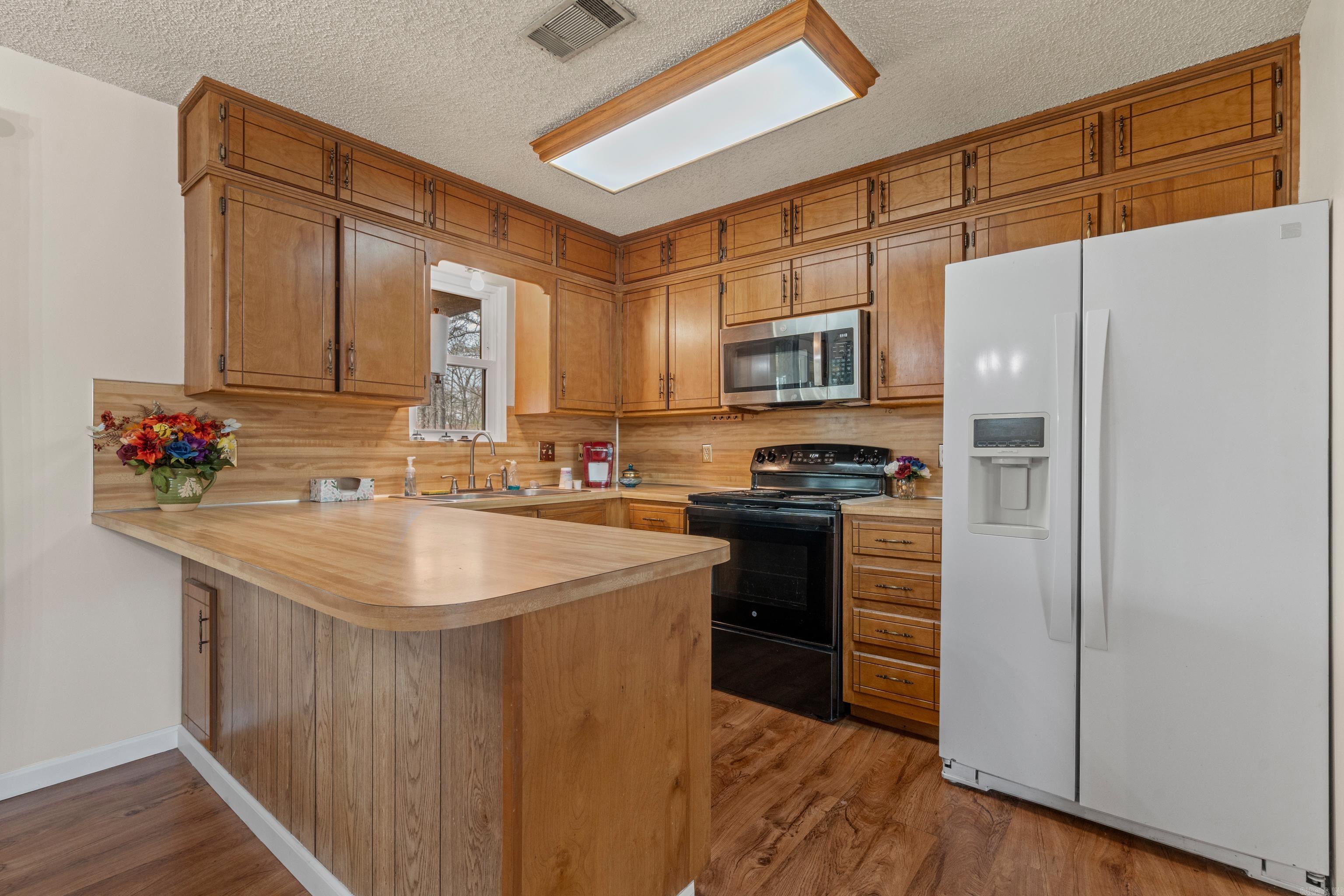 Davis Acres - Residential