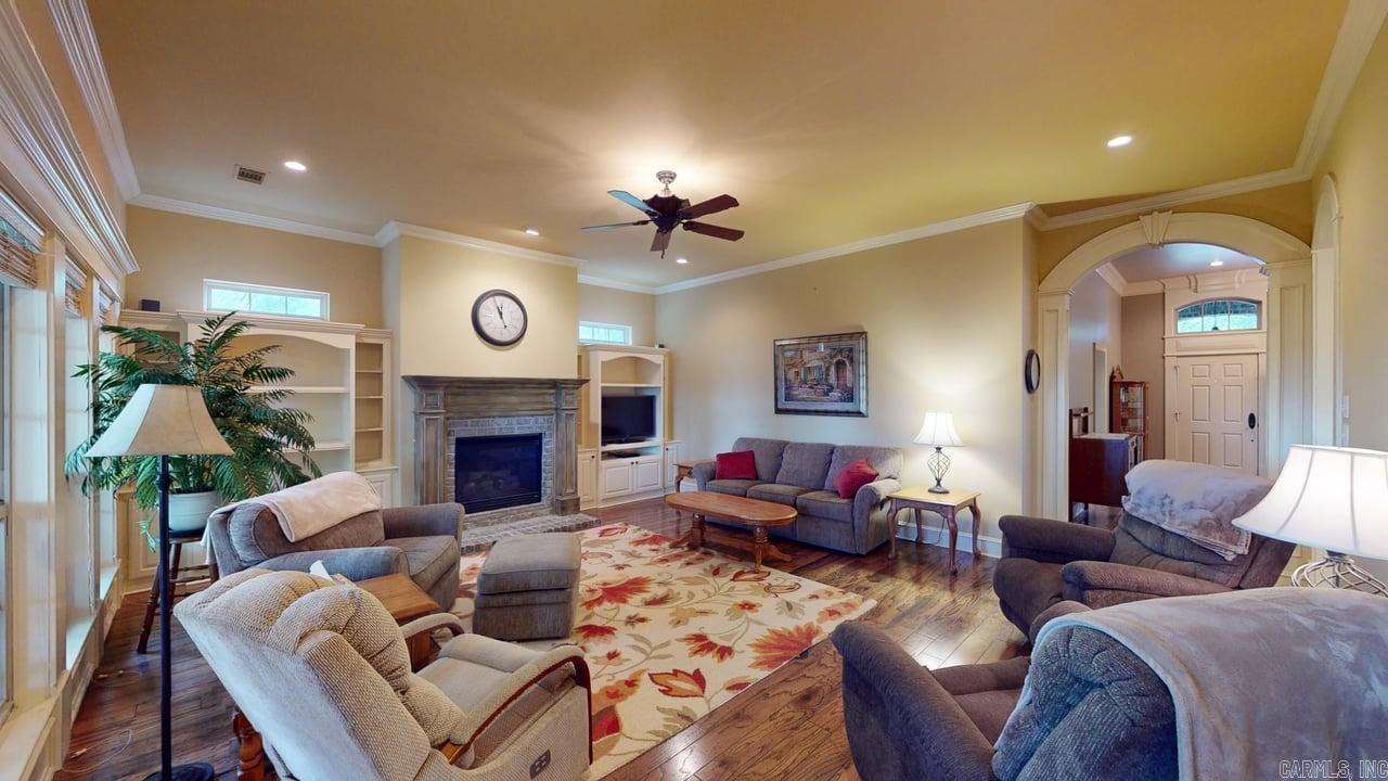 SOUTHWIND - Residential