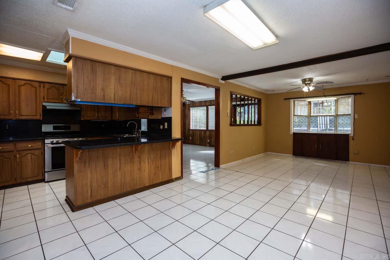 TWIN LAKES - Residential