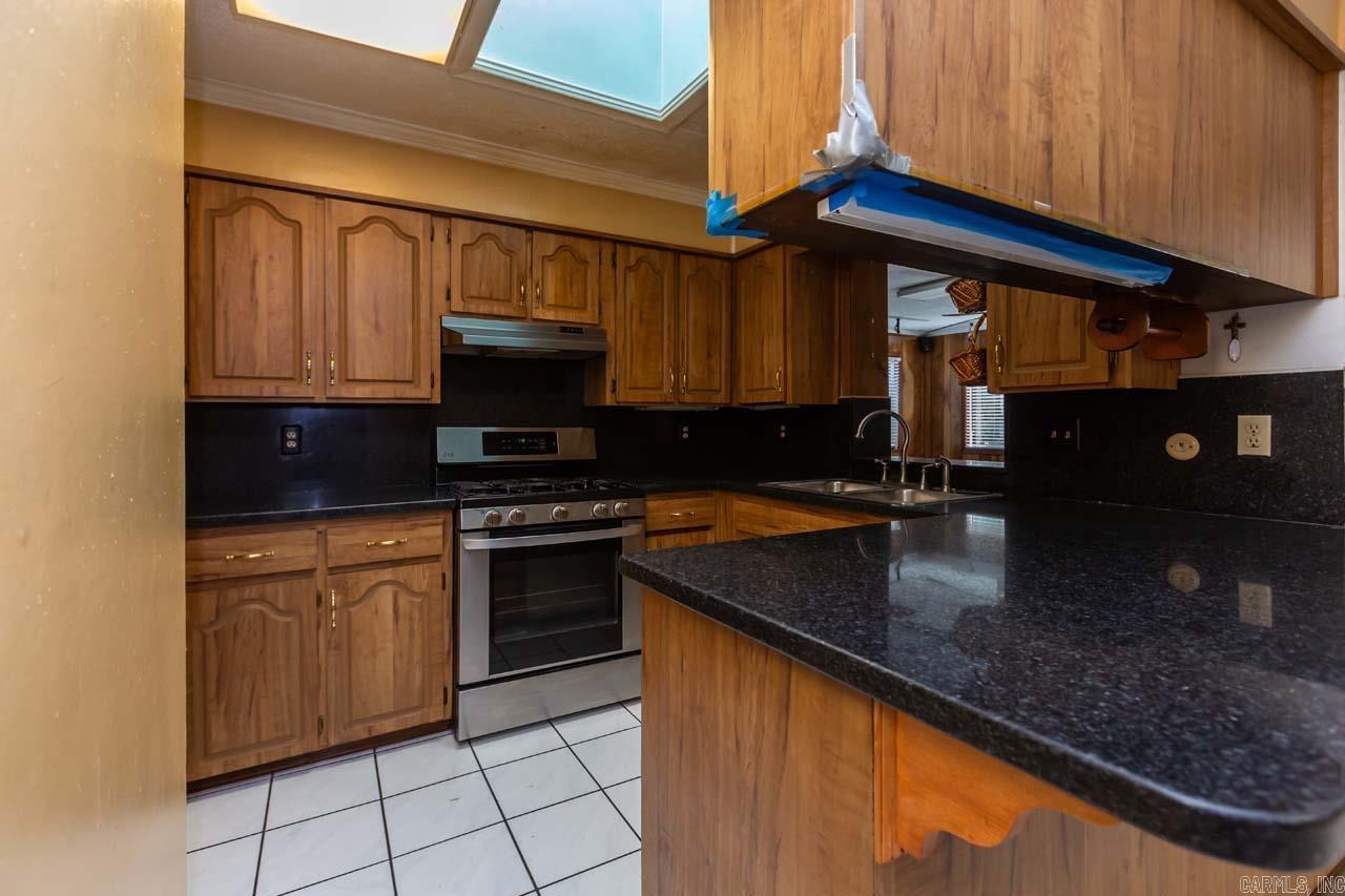 TWIN LAKES - Residential