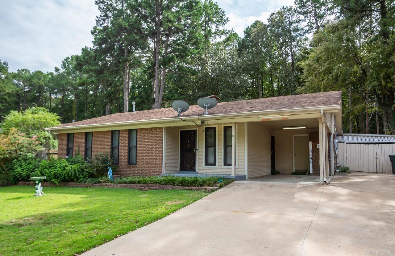 TWIN LAKES - Residential