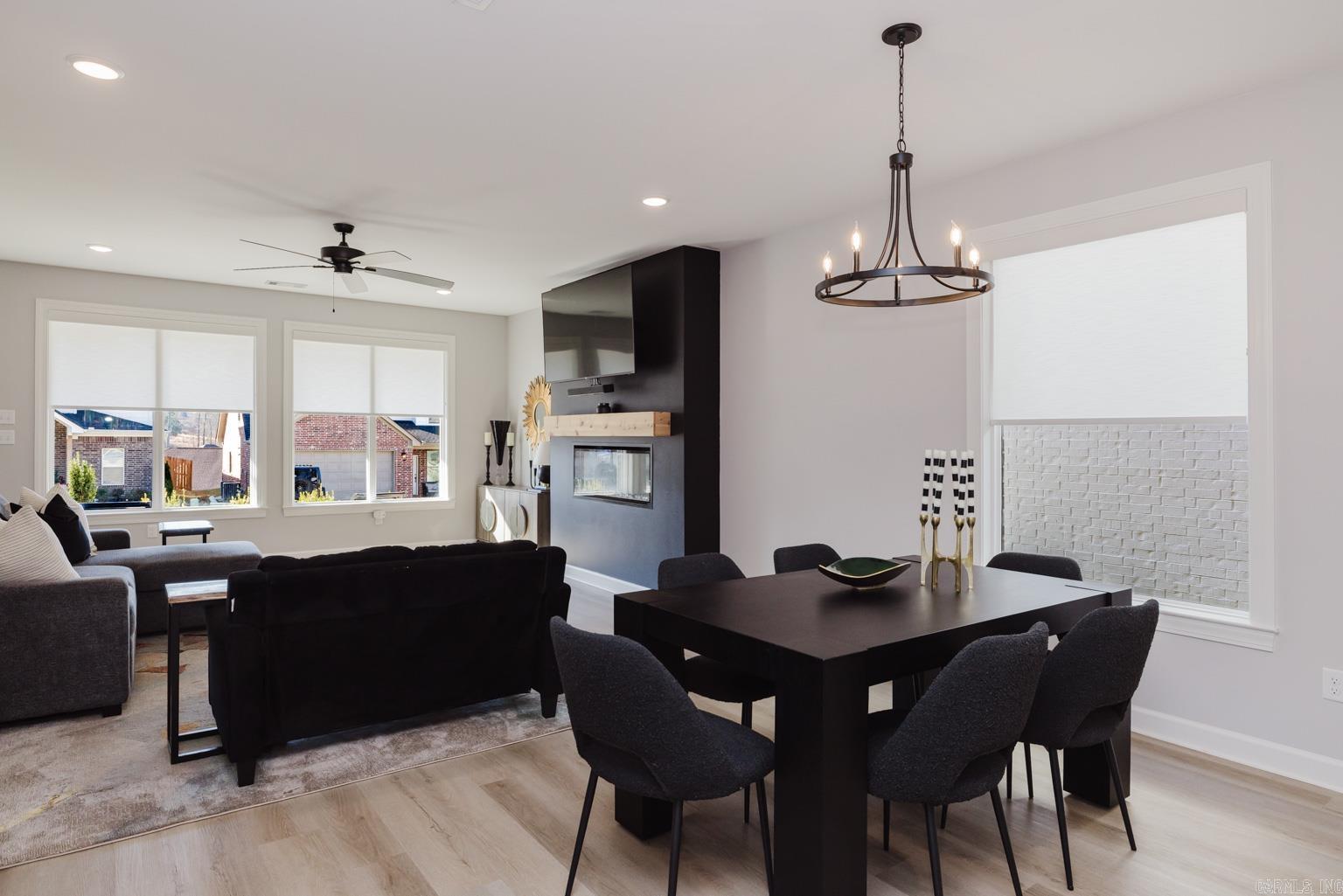 THE WOODLAND CHALETS - Residential