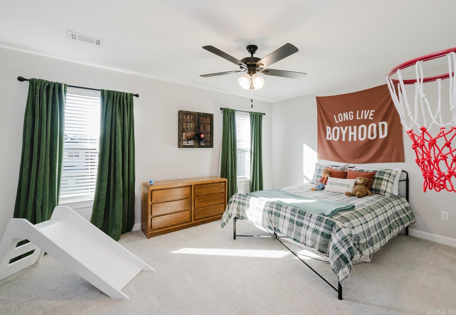 THE WOODLAND CHALETS - Residential