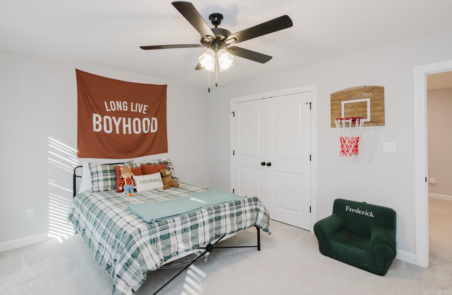 THE WOODLAND CHALETS - Residential