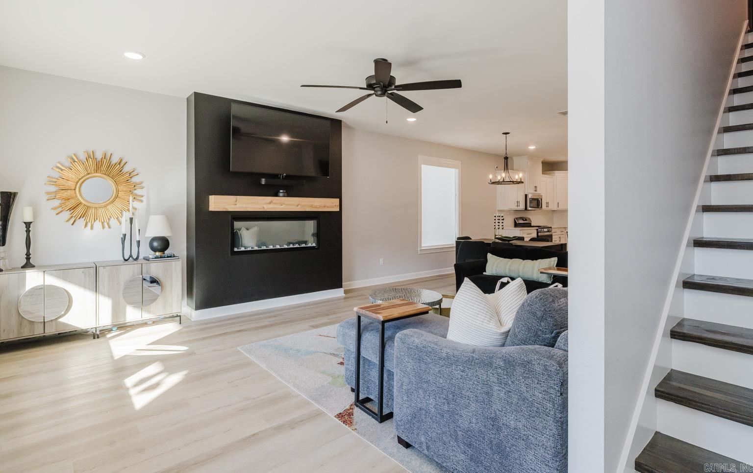 THE WOODLAND CHALETS - Residential