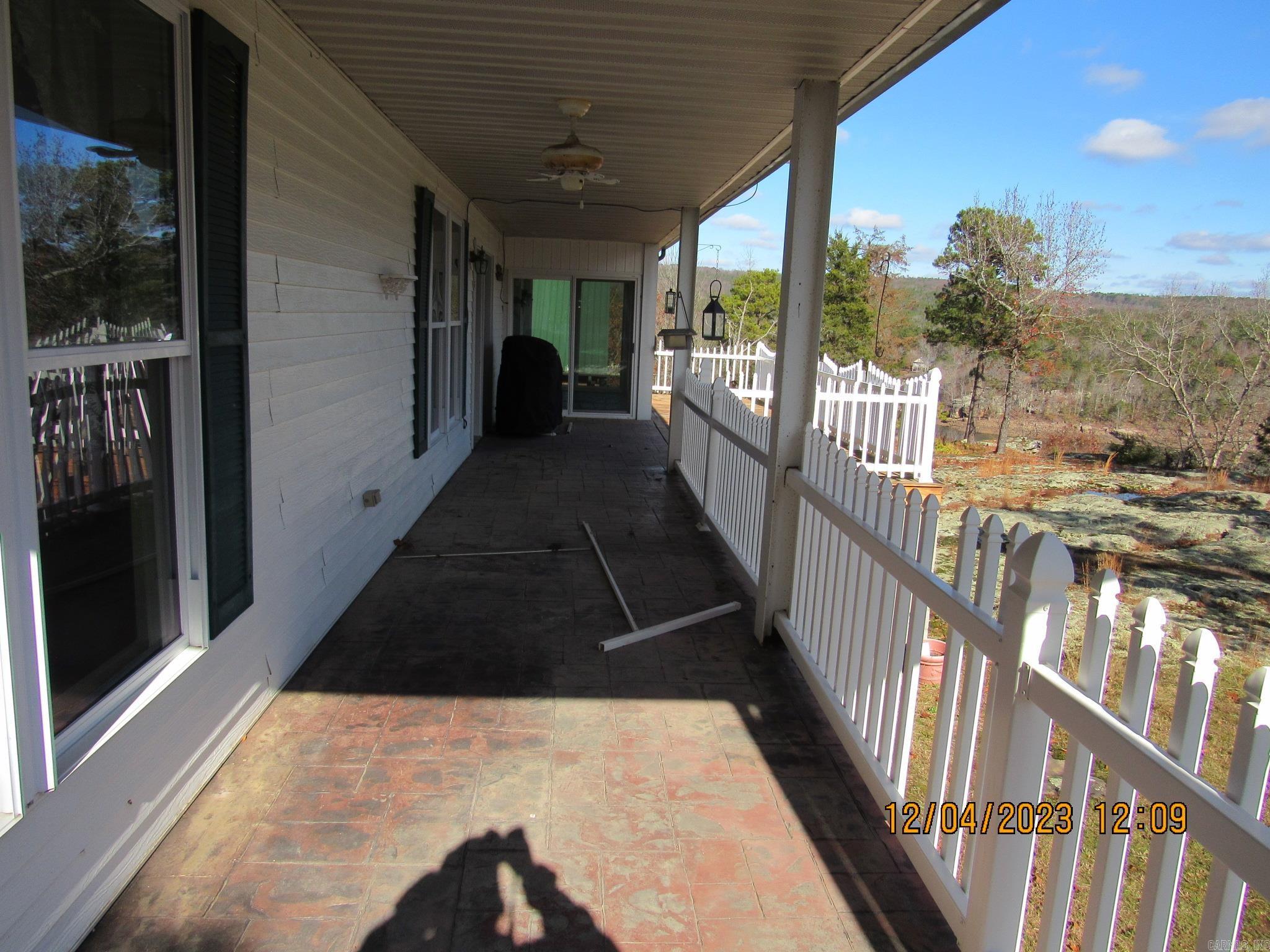 DEVILS BLUFF - Residential