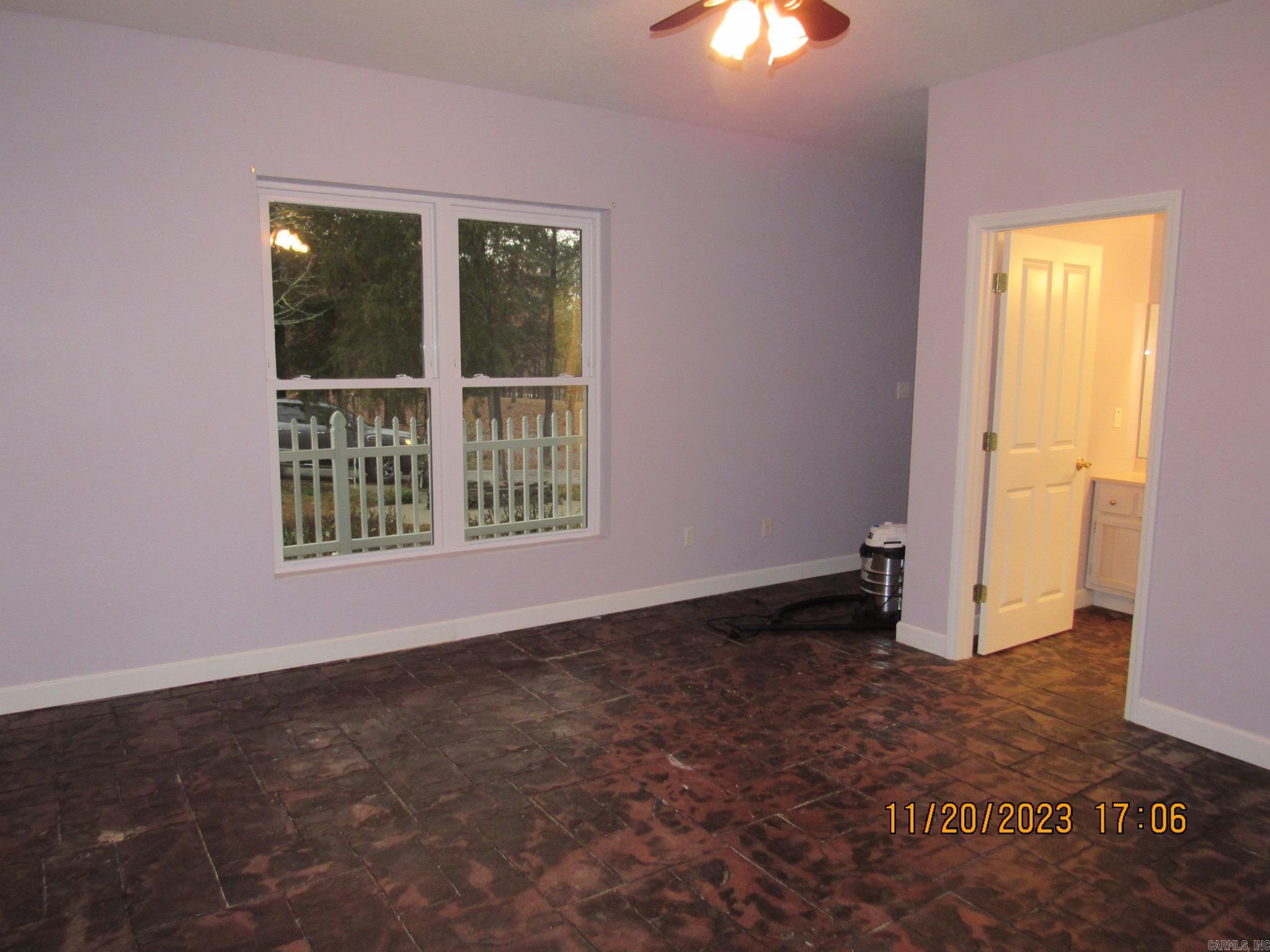 DEVILS BLUFF - Residential