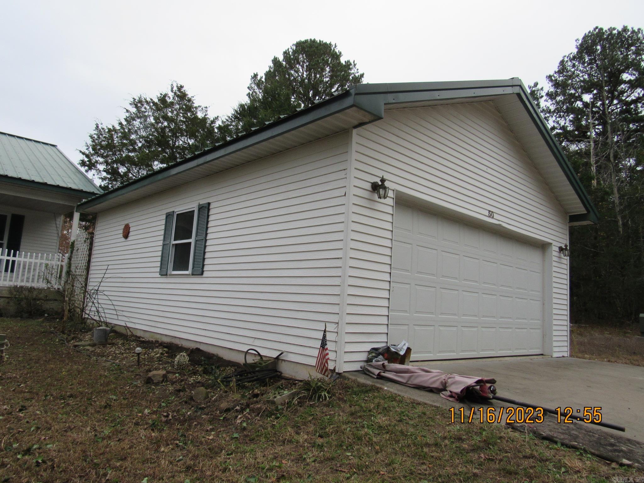 DEVILS BLUFF - Residential