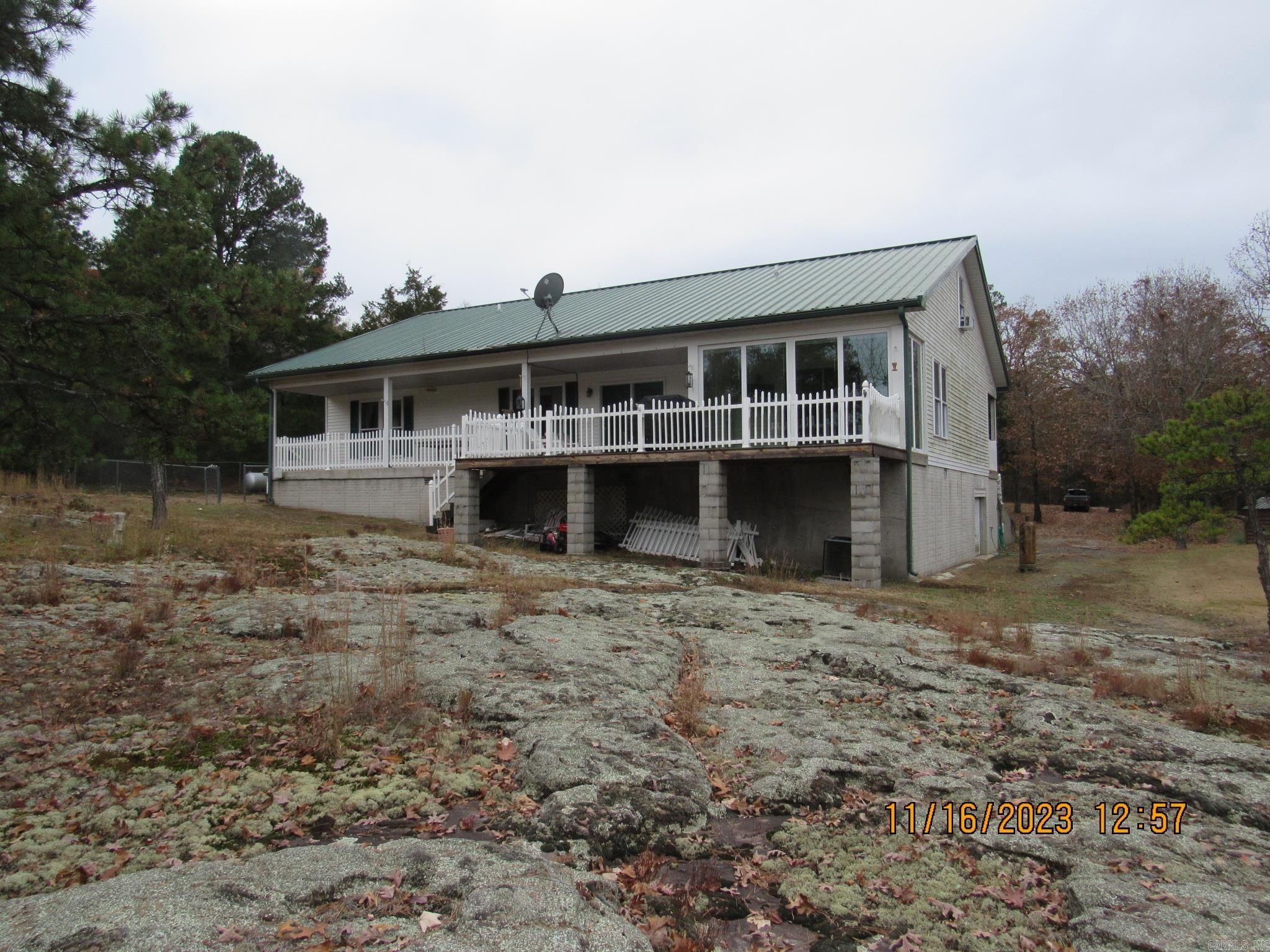 DEVILS BLUFF - Residential