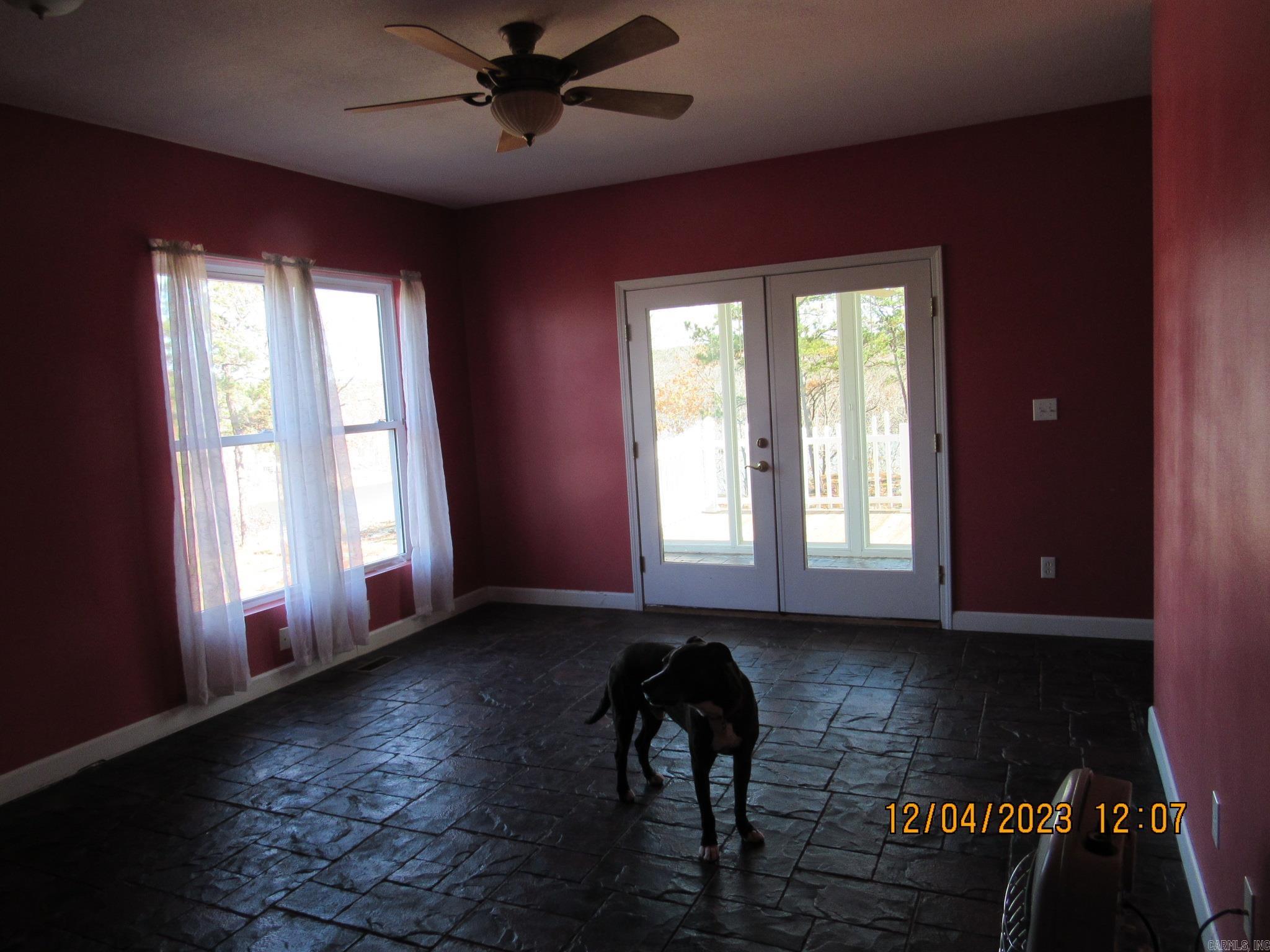 DEVILS BLUFF - Residential