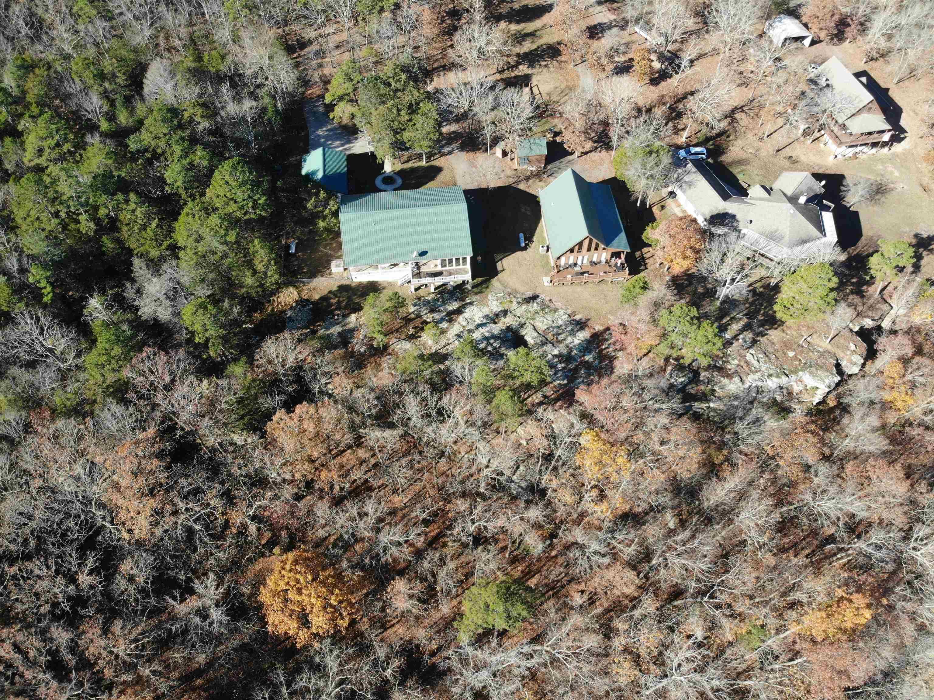 DEVILS BLUFF - Residential