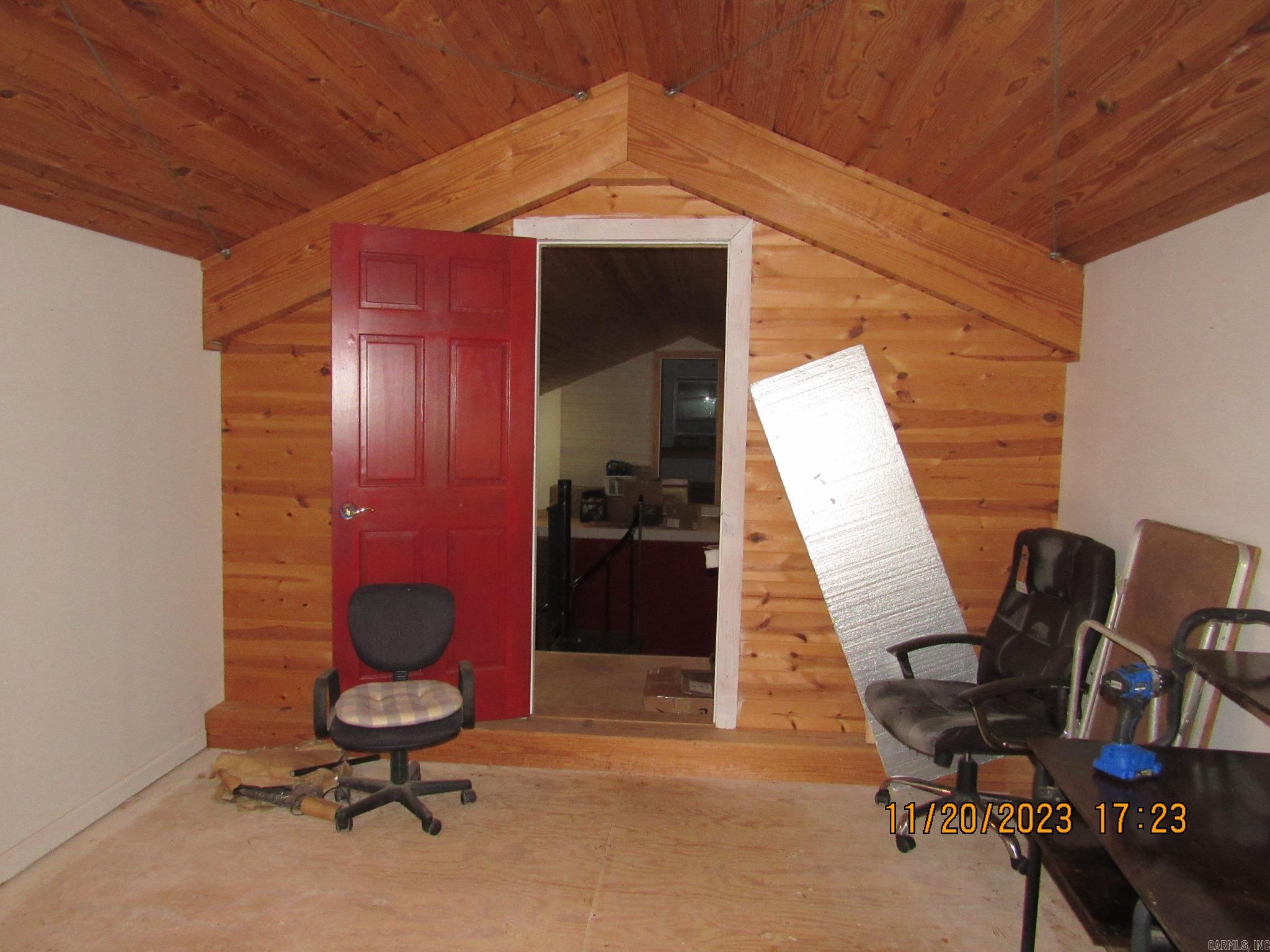 DEVILS BLUFF - Residential