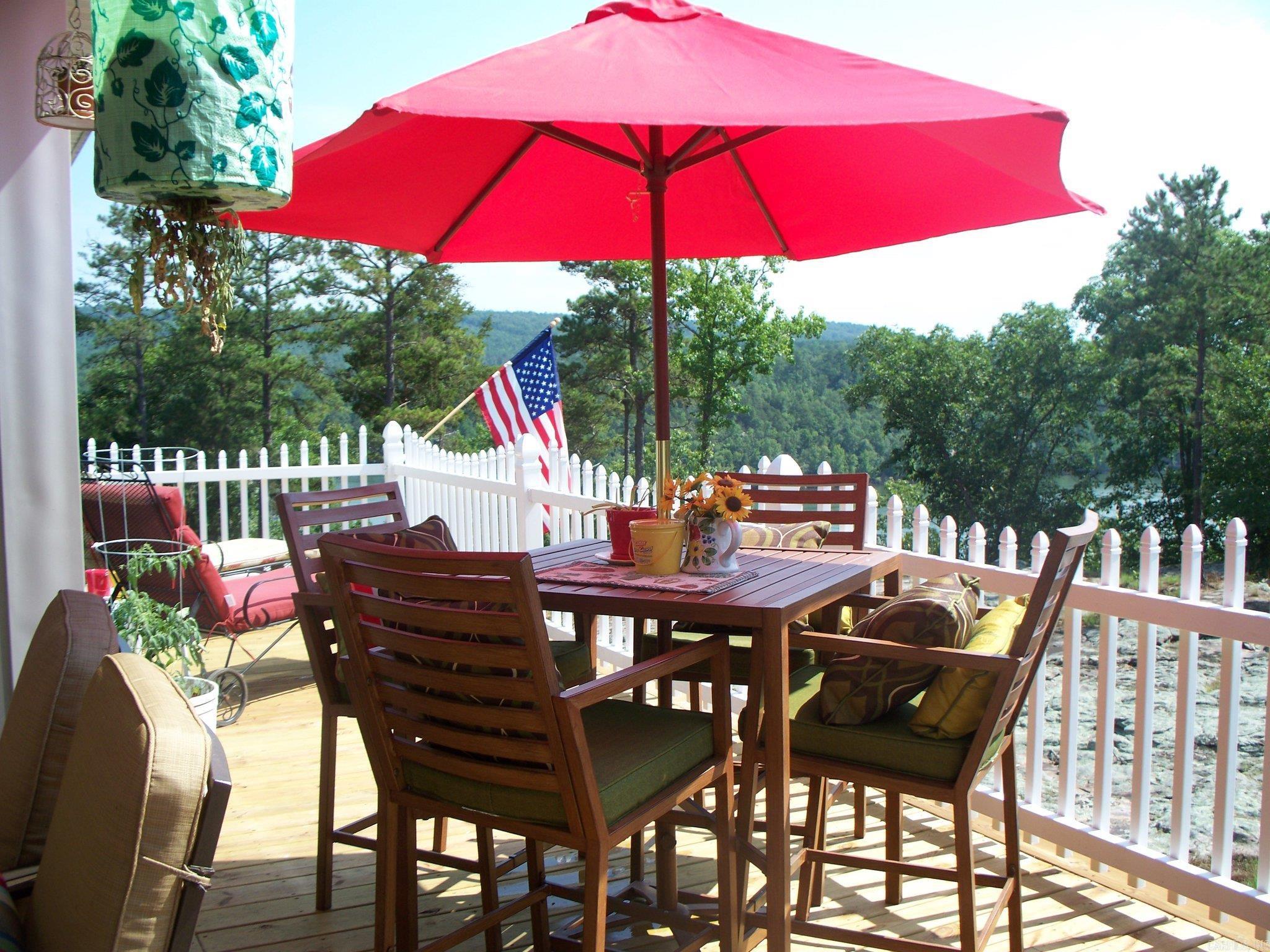 DEVILS BLUFF - Residential