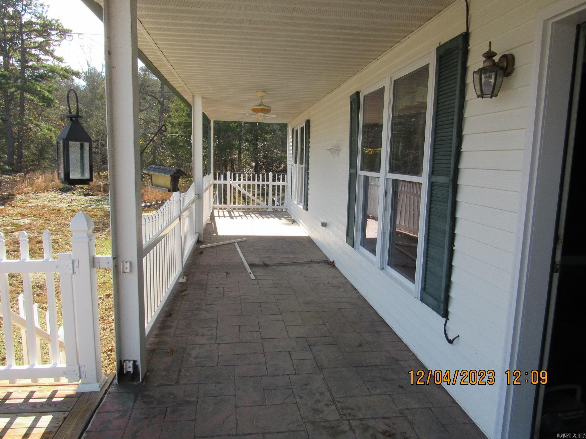 DEVILS BLUFF - Residential