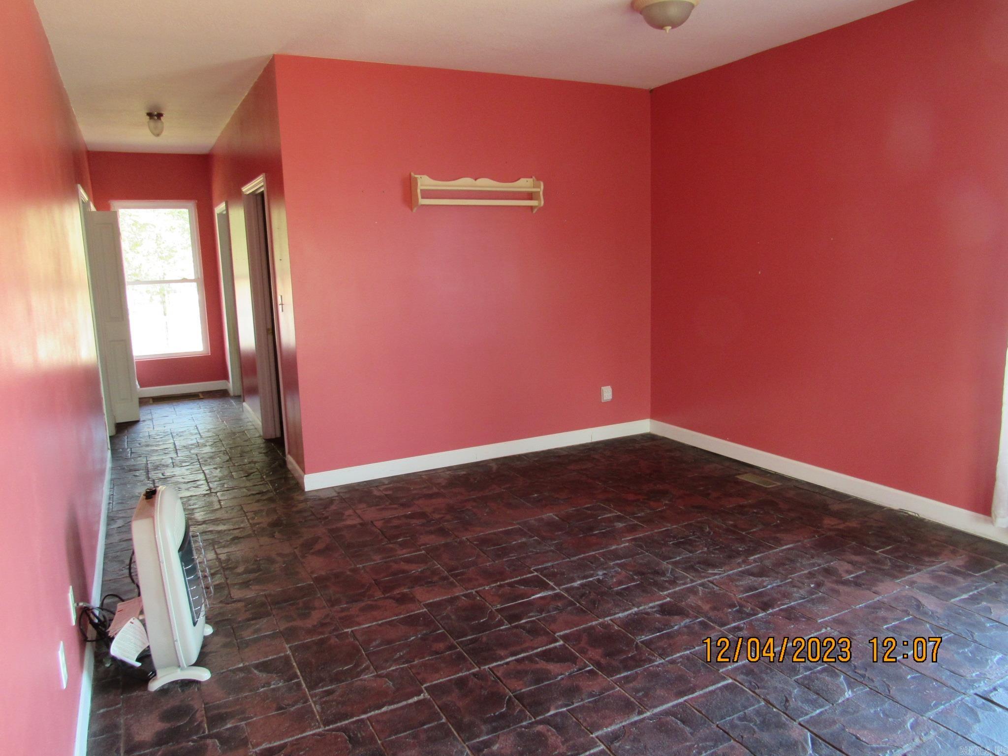 DEVILS BLUFF - Residential