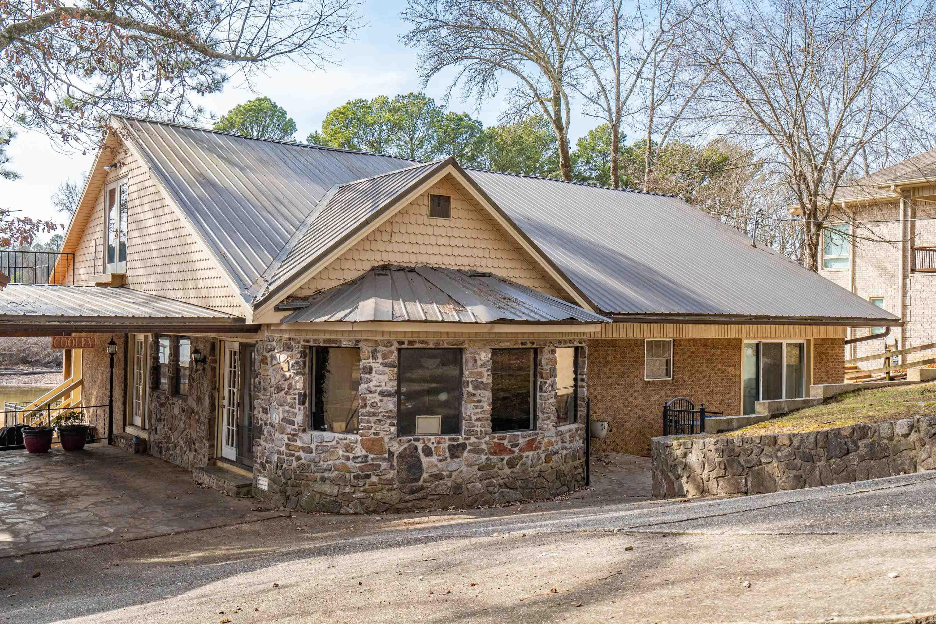 Kirschwood Manor - Residential