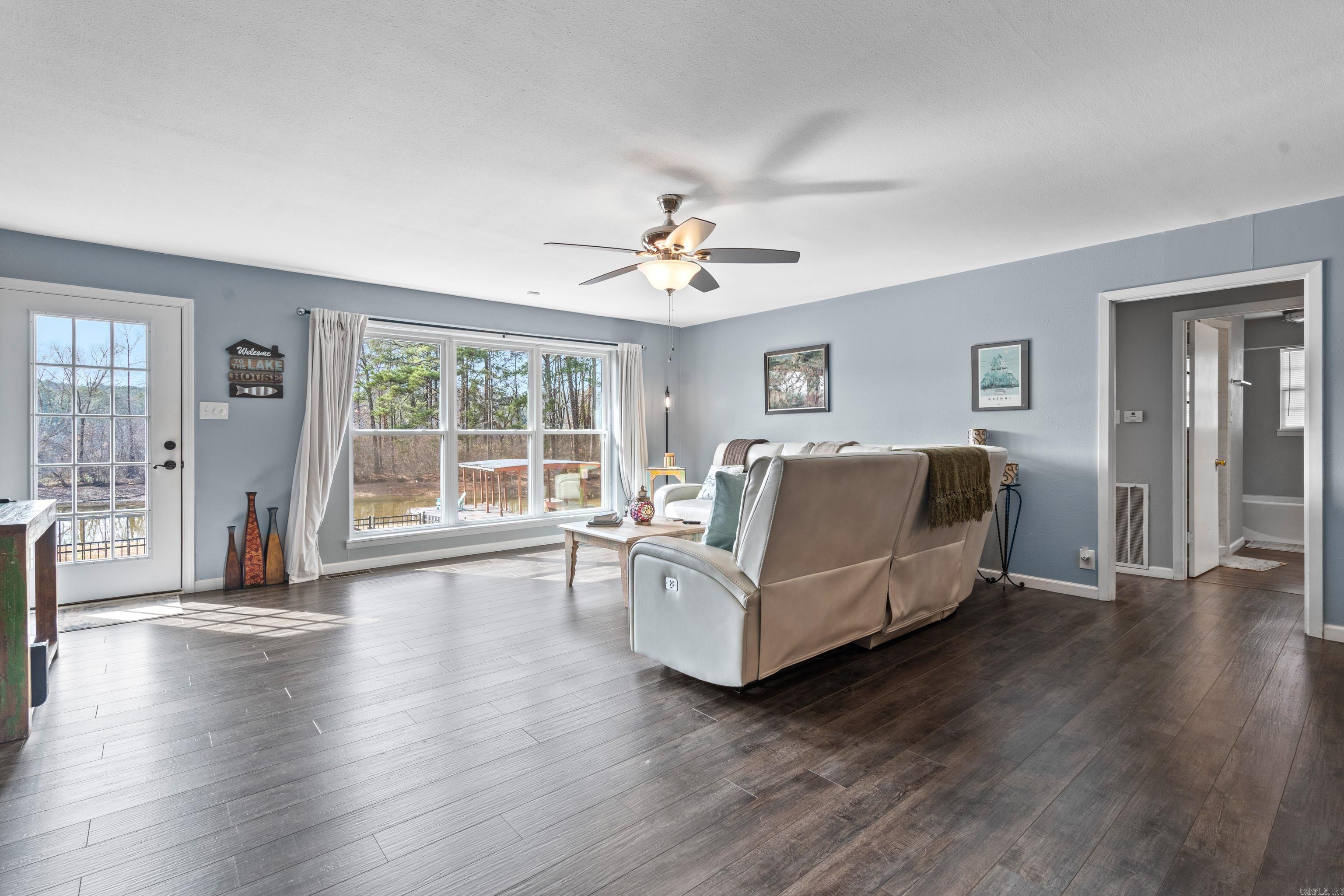 Kirschwood Manor - Residential