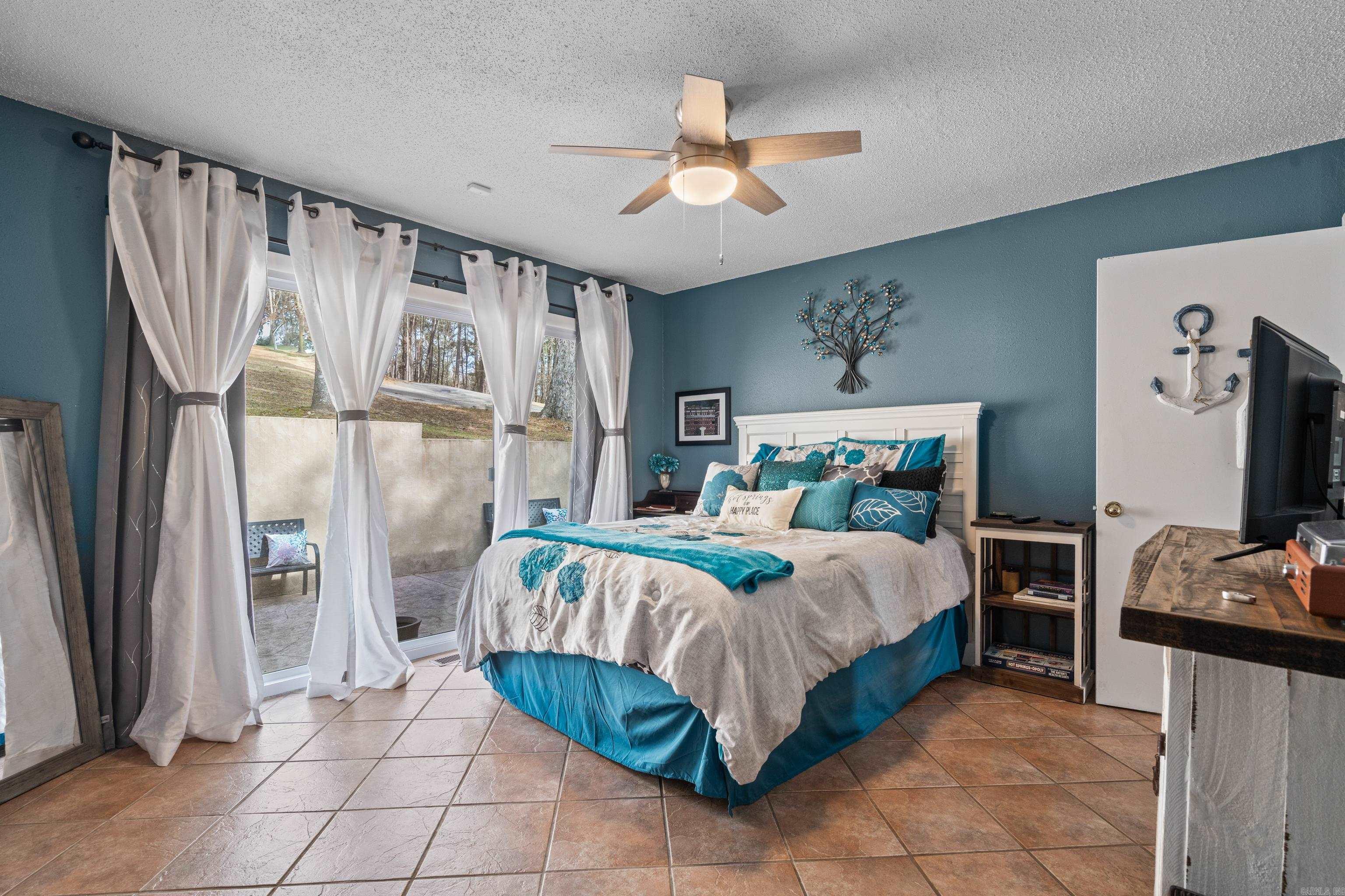 Kirschwood Manor - Residential