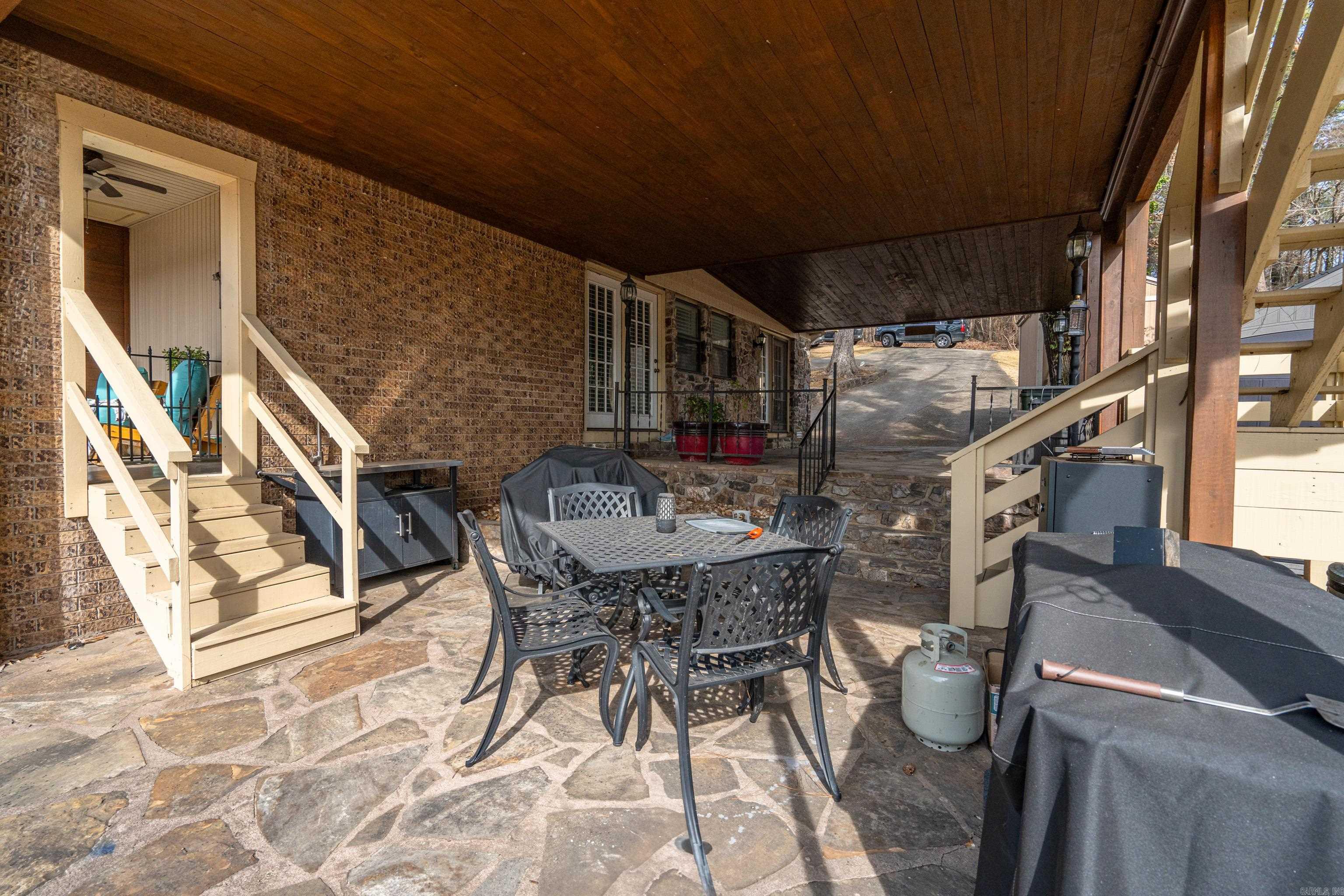 Kirschwood Manor - Residential