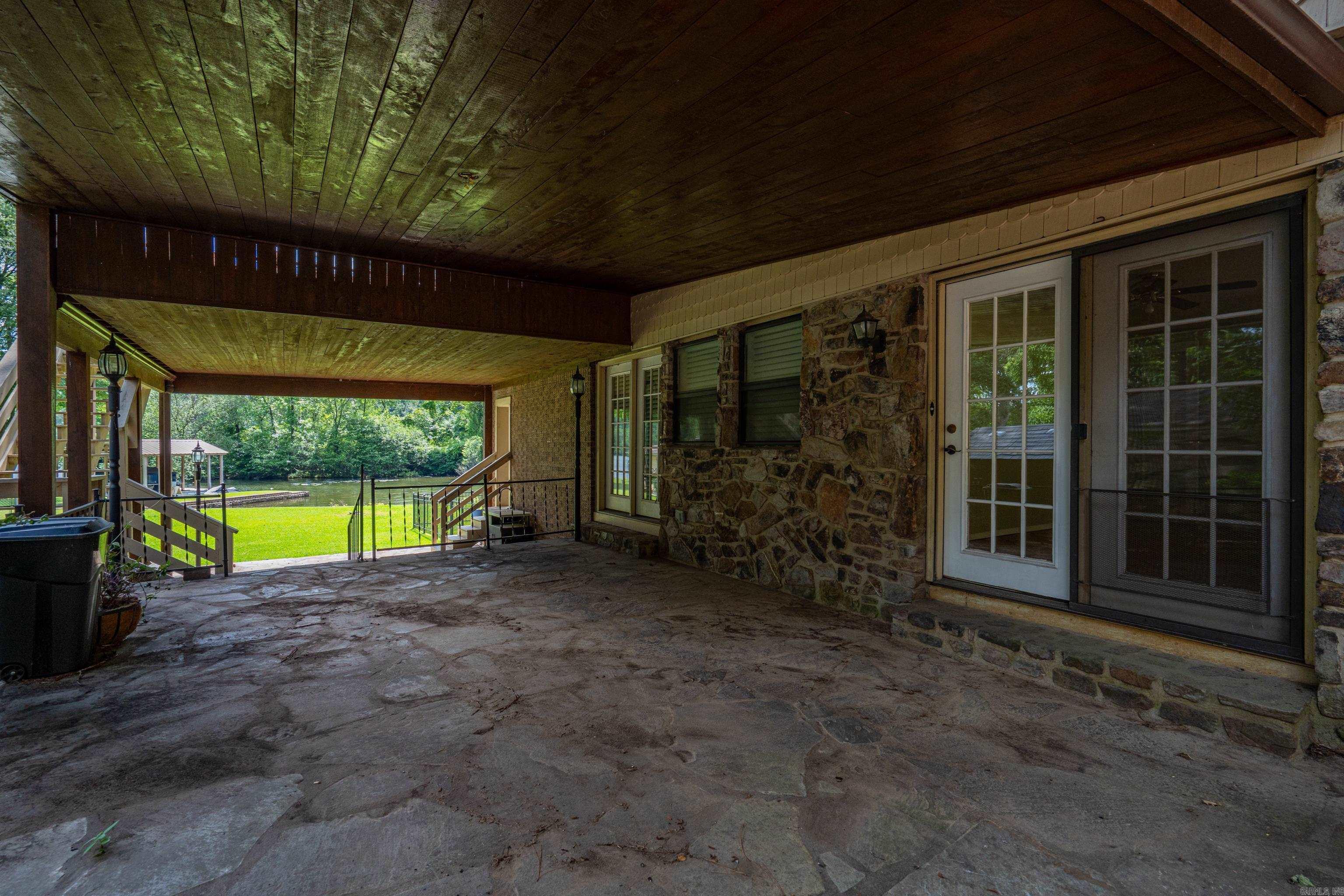Kirschwood Manor - Residential
