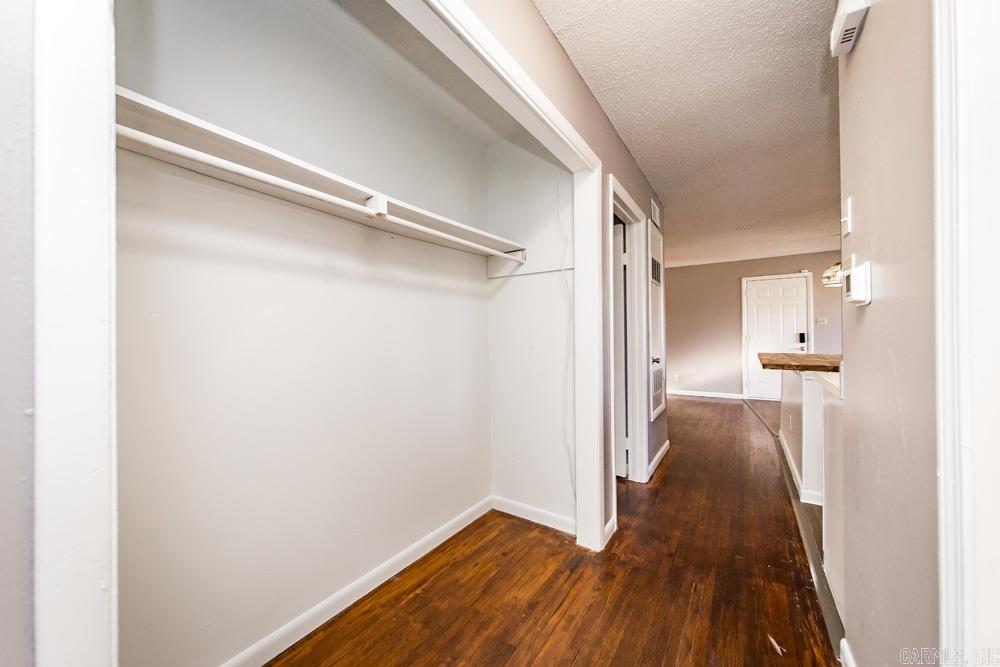 Glen Oaks - Residential