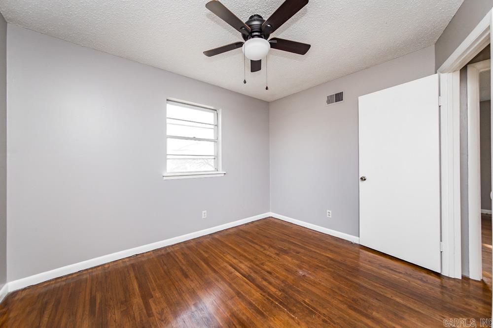 Glen Oaks - Residential