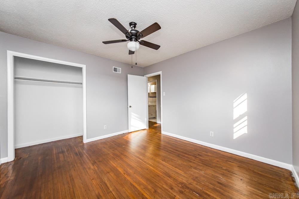 Glen Oaks - Residential