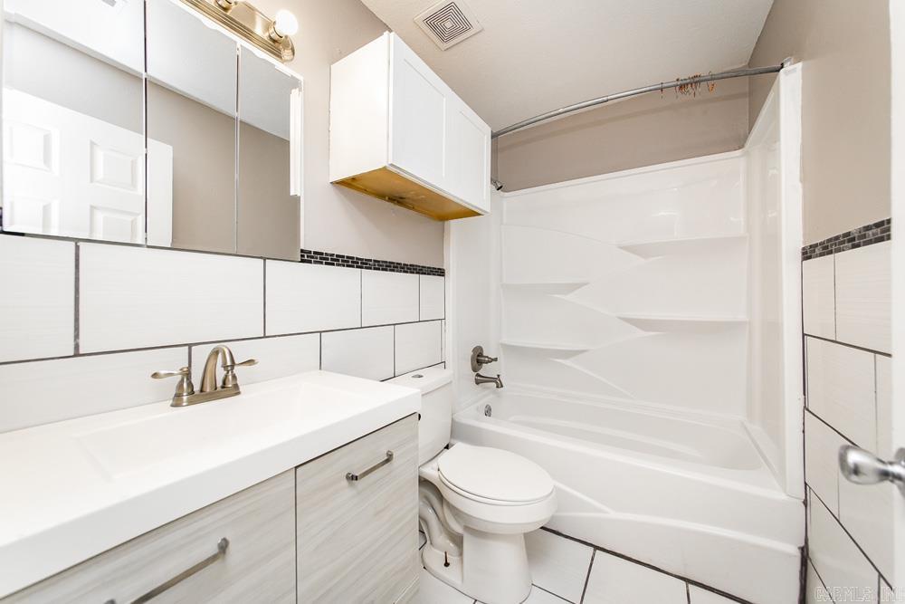 Glen Oaks - Residential