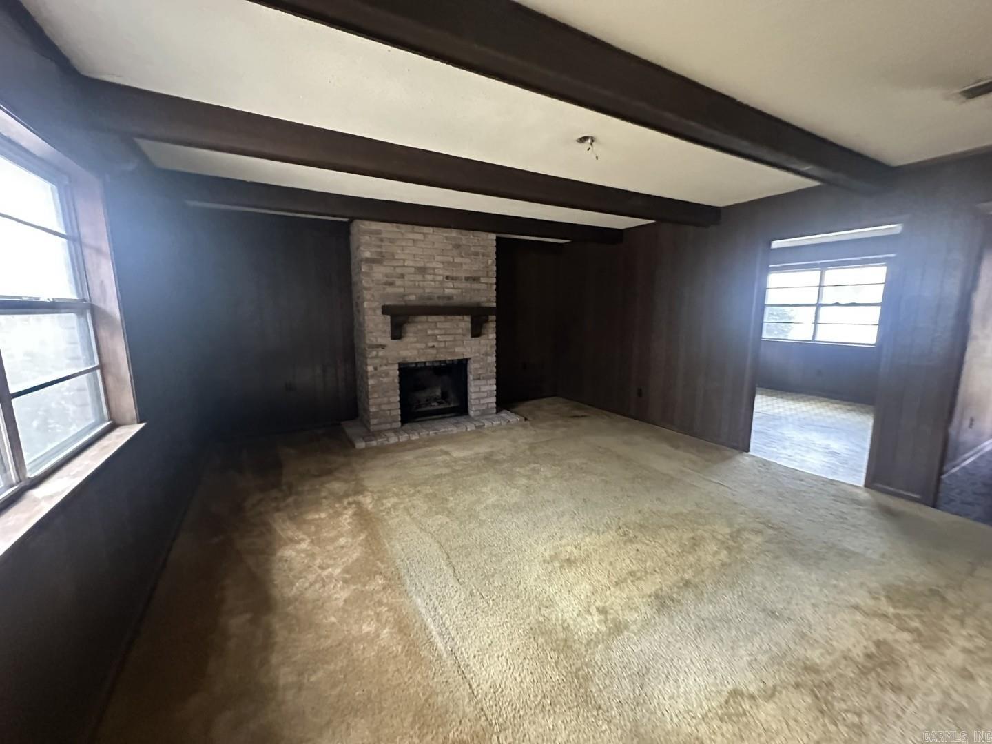 FRENCH VILLAGE - Residential