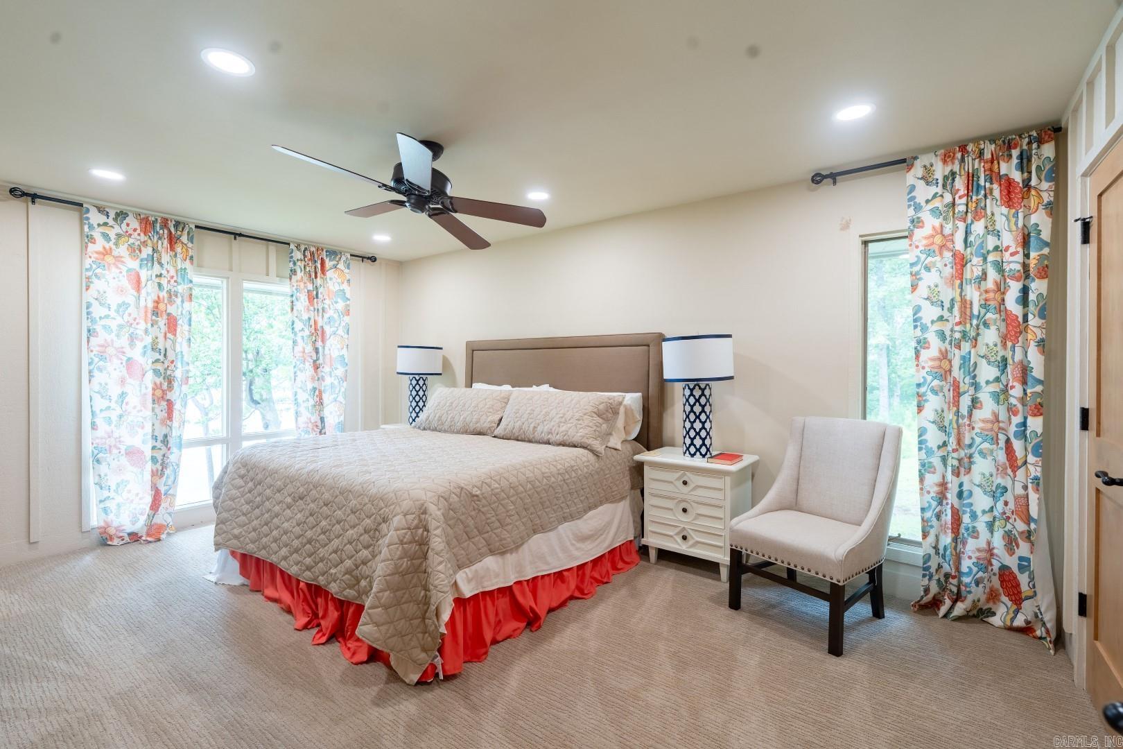 Eden Isle-Country Club - Residential